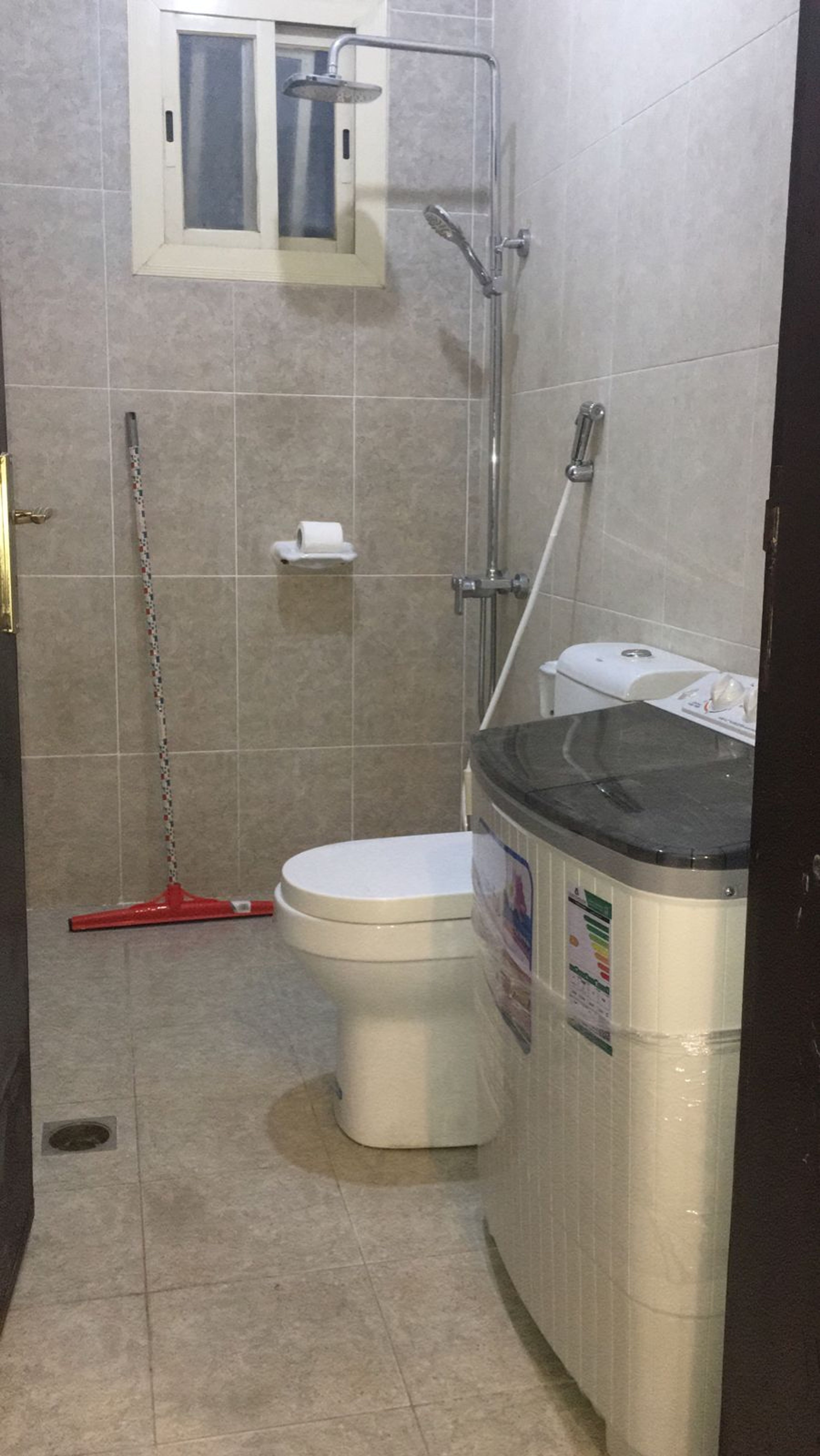https://img.gathern.co/1400x0/1/Uv-9X_SkCTAO-jMlNc-FZ1i5s3Lj7XYz.jpeg