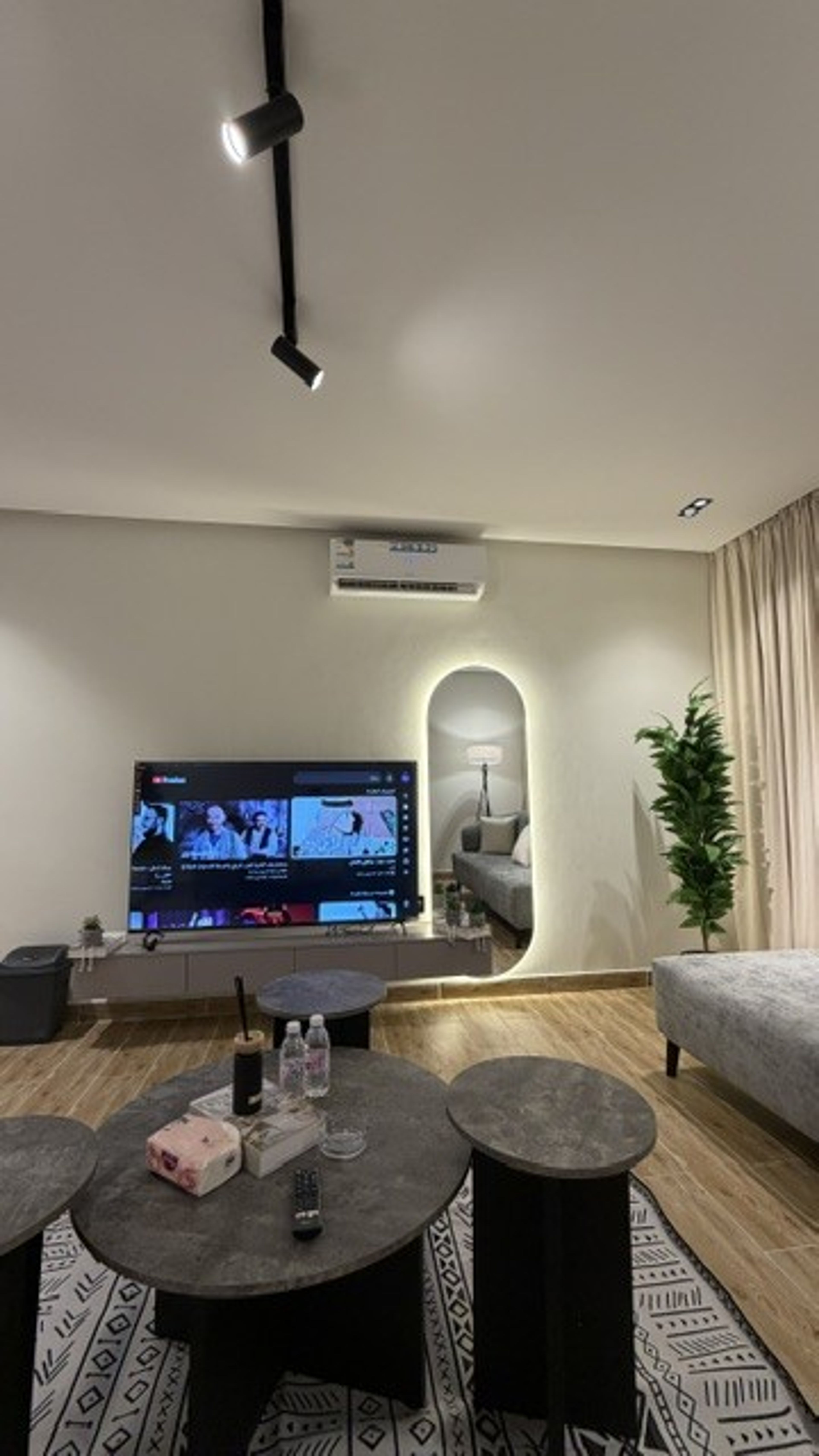 https://img.gathern.co/1400x0/1/VDMUMcuSwd0xrps4NII0rOZjzYafe2UX.jpeg