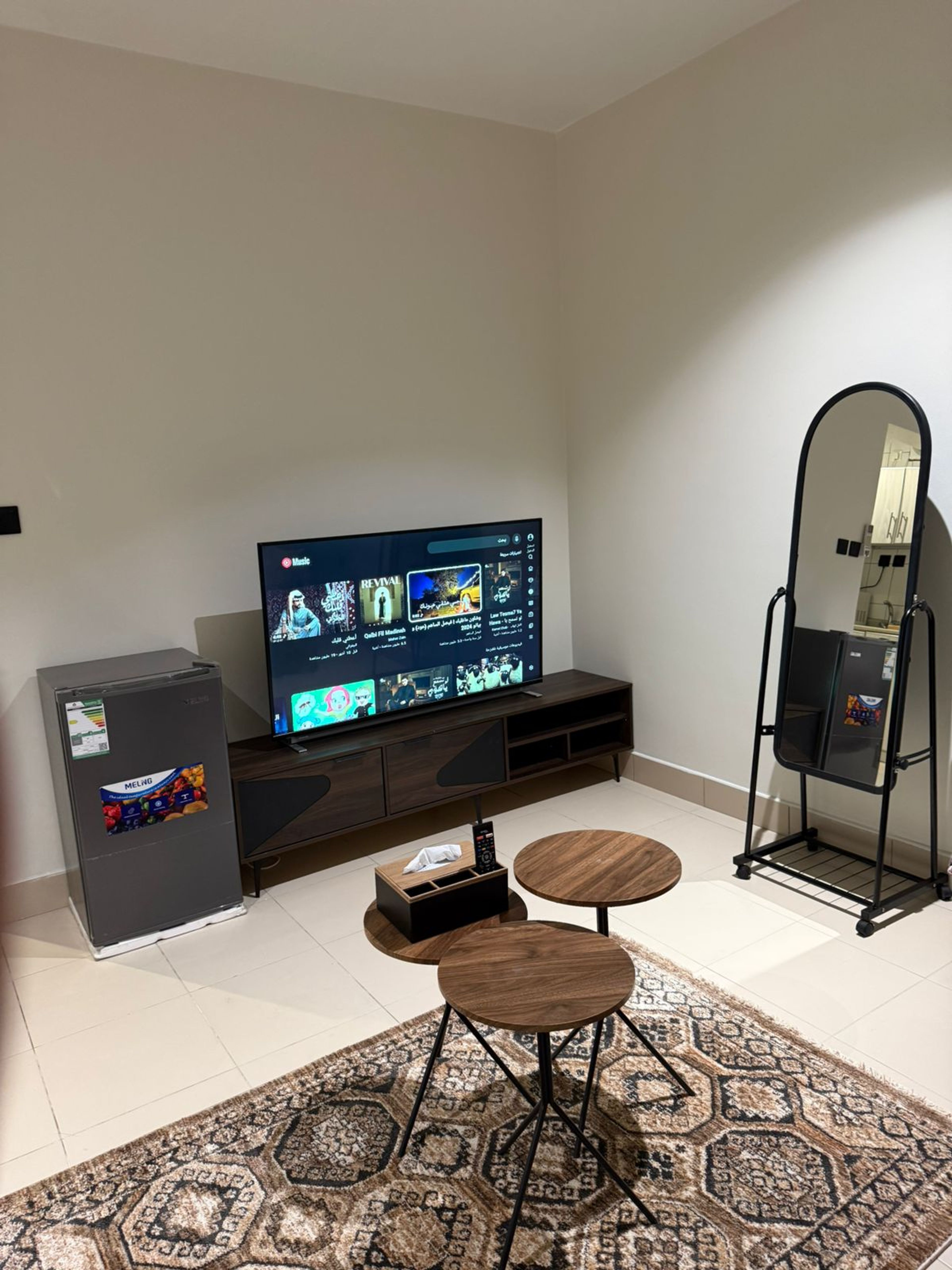 https://img.gathern.co/1400x0/1/VHA8ONSbit4S6T8vdQ9W7vt85WKDAgZ3.jpeg