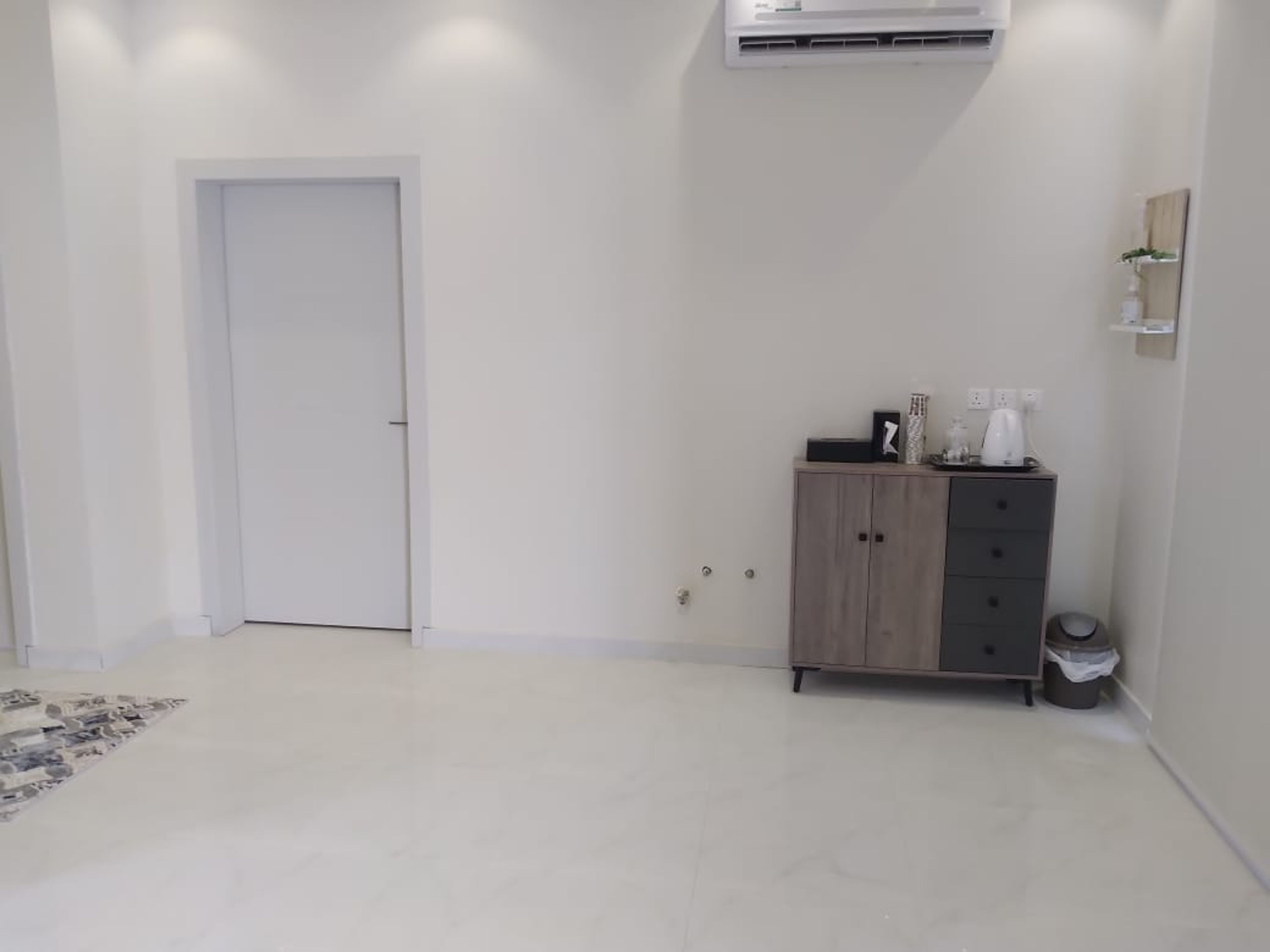 https://img.gathern.co/1024x0/1/VqI08odoNWO06ab8_i-jvj8CDYhGeEVA.jpeg