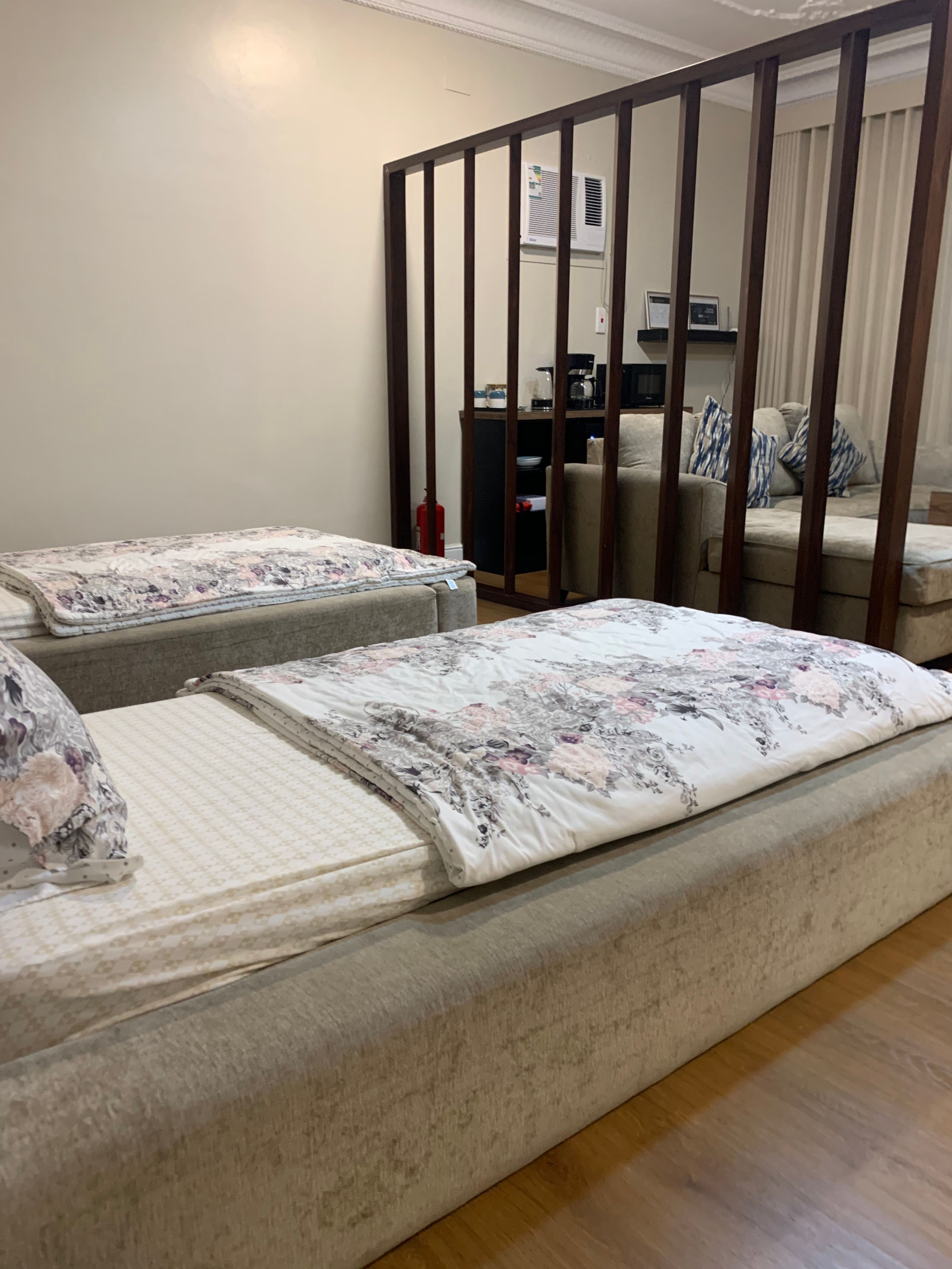 https://img.gathern.co/1400x0/1/W1n3Oafa-fVvT4bEi5h0mu6LO828TL6F.jpg