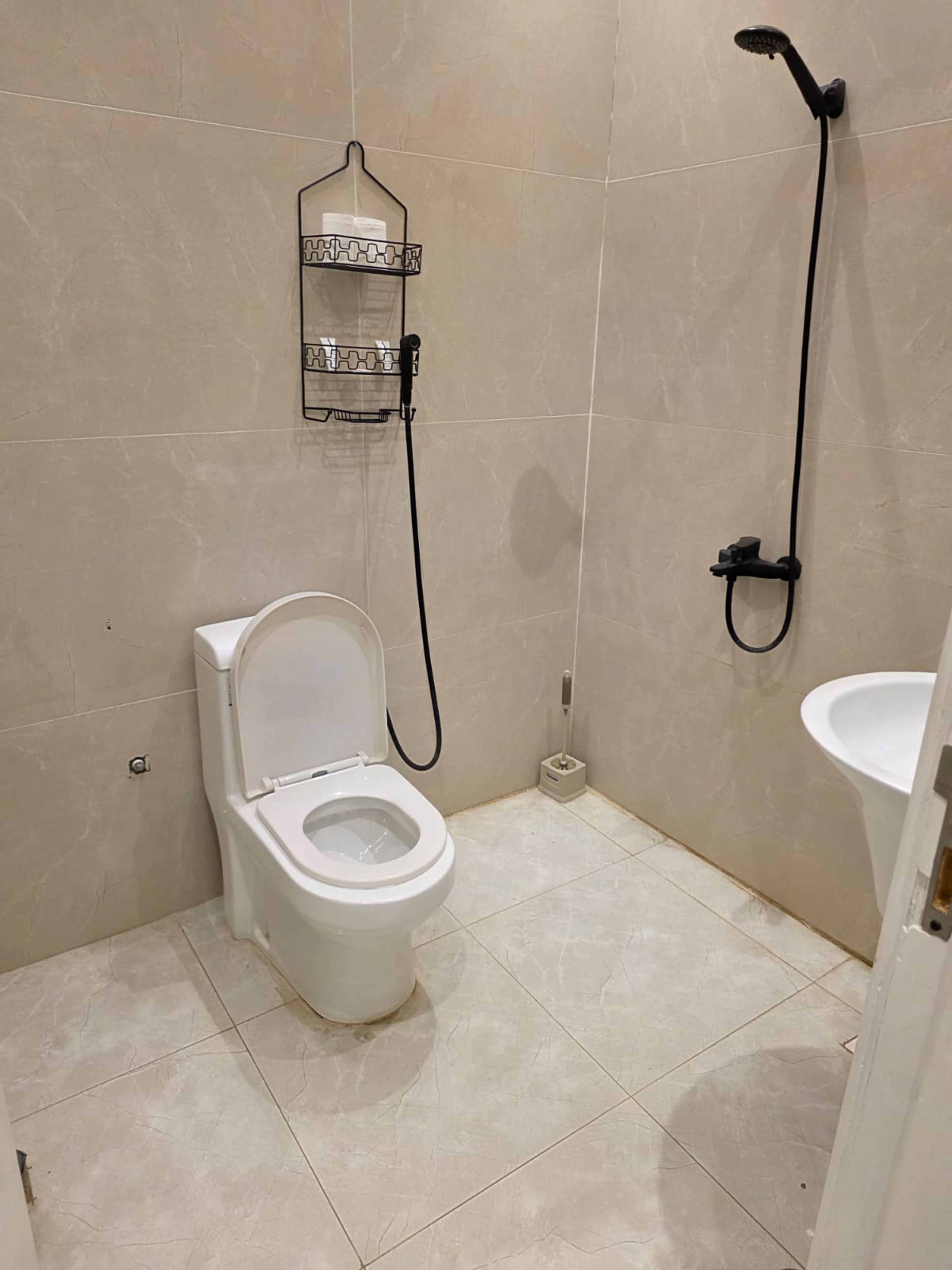 https://img.gathern.co/1400x0/1/WK3xy8Cs8zsclVJ-h4mJAKoGonUKvIg_.jpg