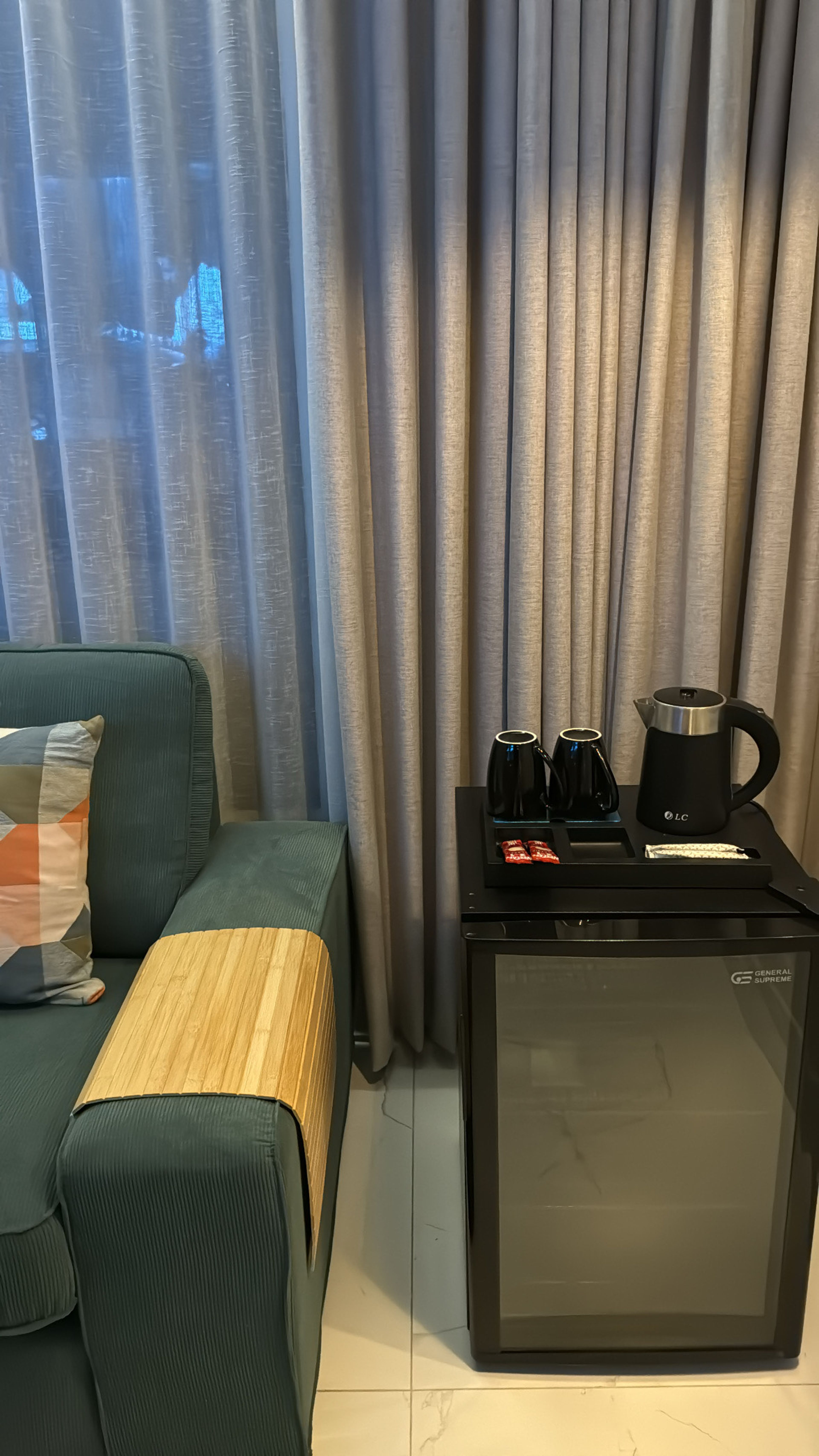 https://img.gathern.co/1400x0/1/WLzv318cWc8eebB1FKI7VRDIuoTZbSM-.jpeg