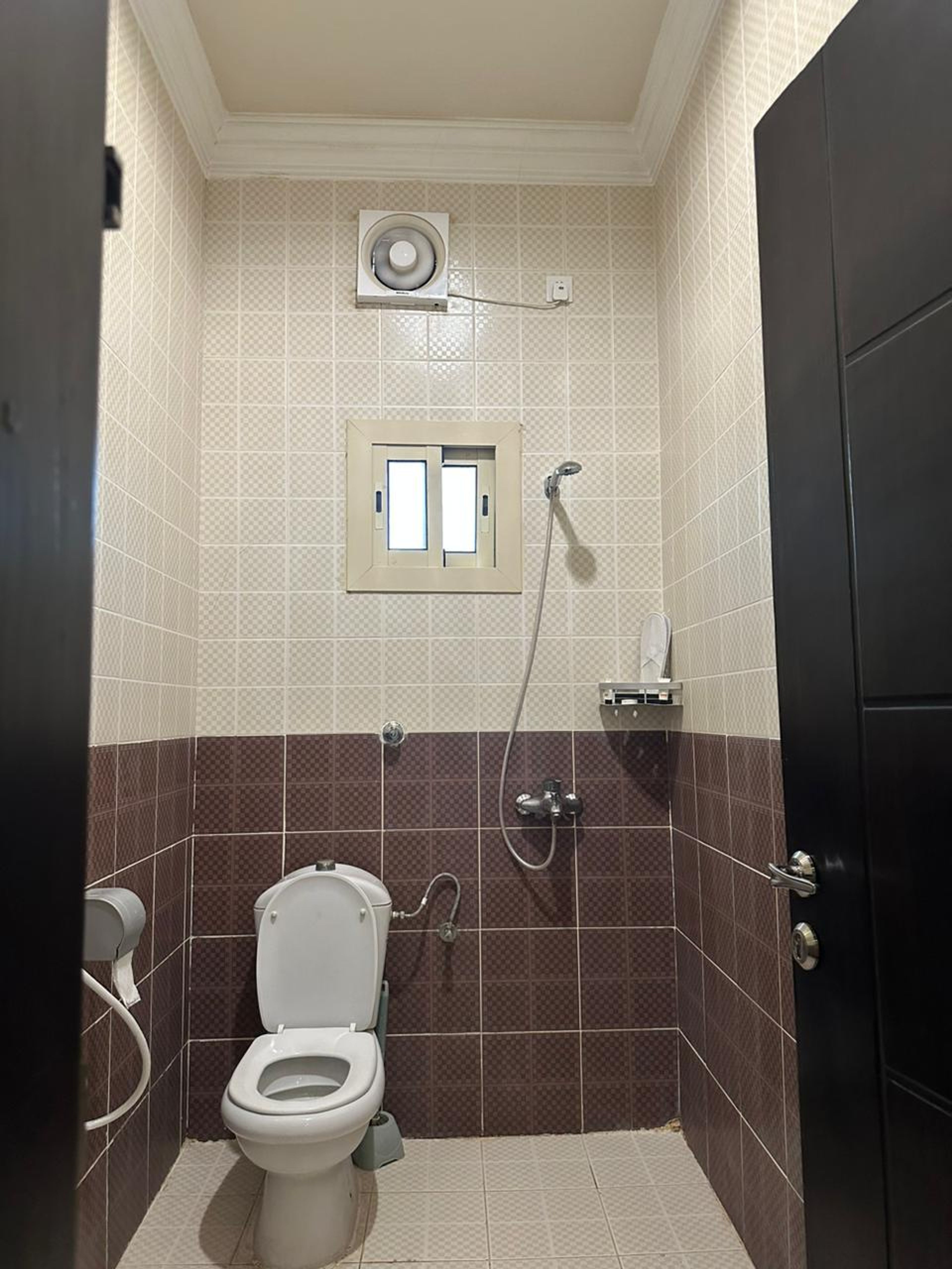 https://img.gathern.co/1400x0/1/Wc02qM5DpJAPJDOkIz9H-0bjW_ce6oy7.jpeg
