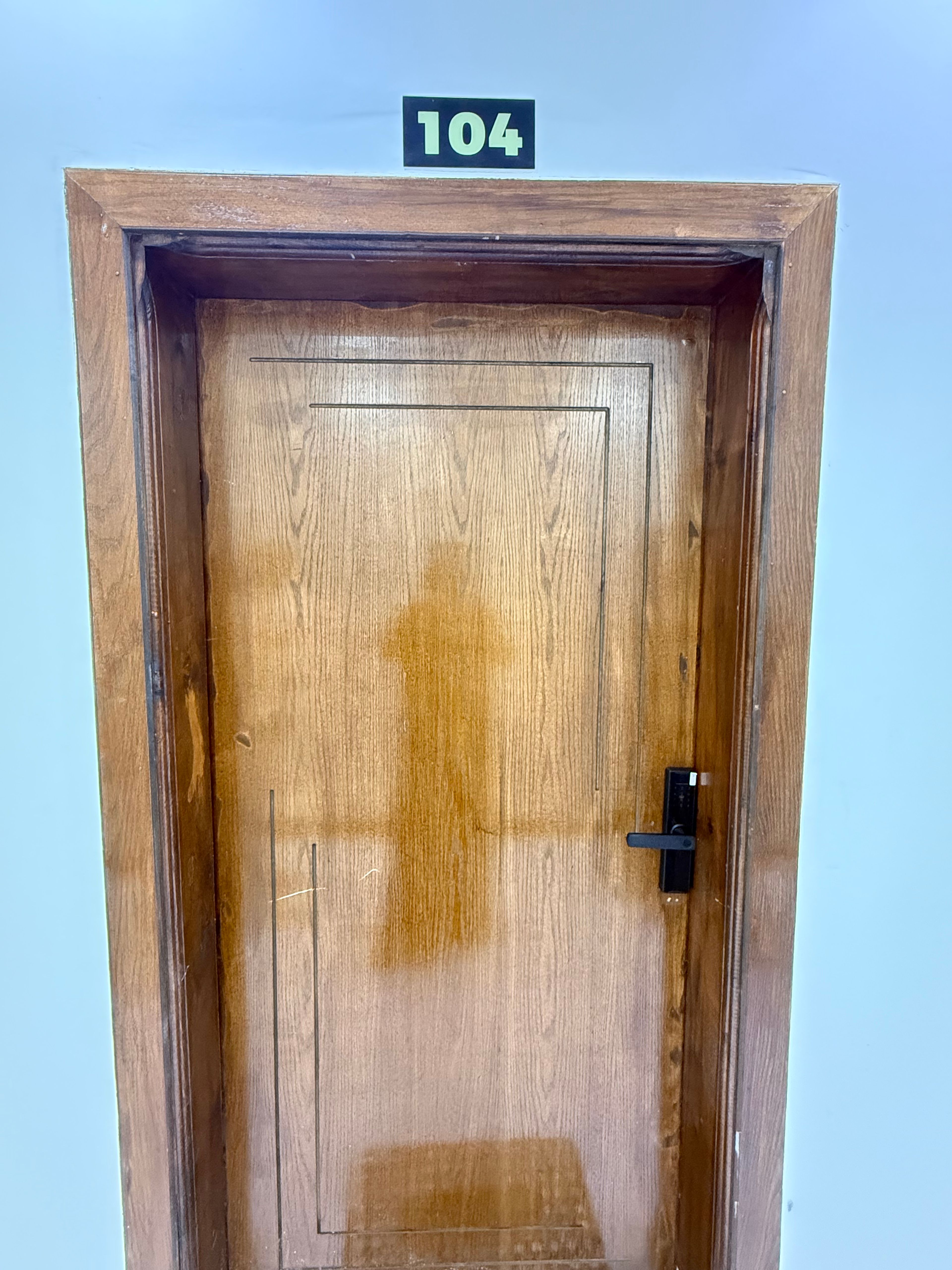 https://img.gathern.co/1400x0/1/Wud8EFVnf1vNIgdec4HD5hUzhqFHnCNz.jpg