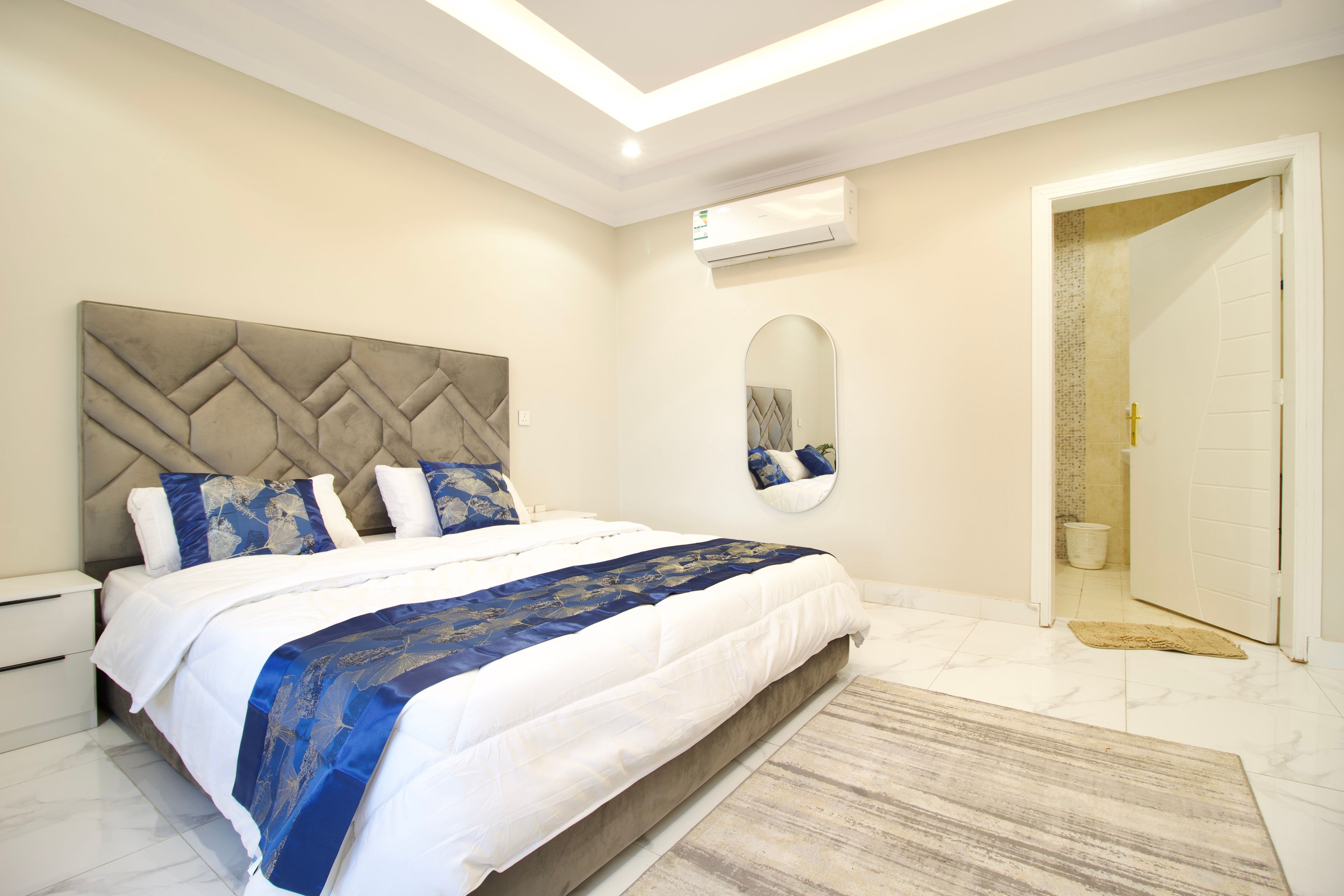 https://img.gathern.co/1400x0/1/XQcUZCnP9oHCIGE2--atWgenH1SwhFxs.jpg