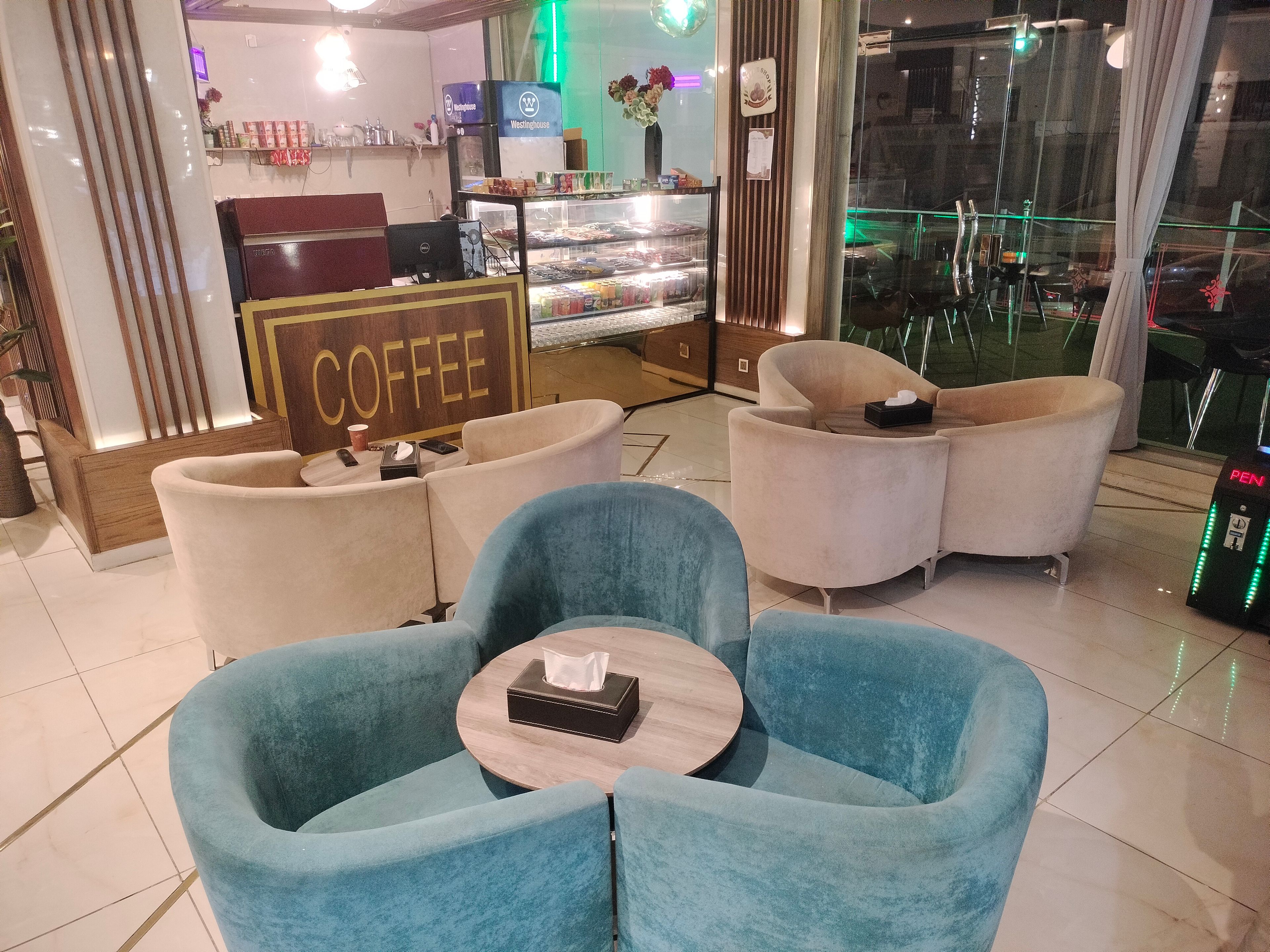 https://img.gathern.co/1400x0/1/Yc0gQnnygNGXsWCRyzw_TcNc1BJUUM7B.jpg