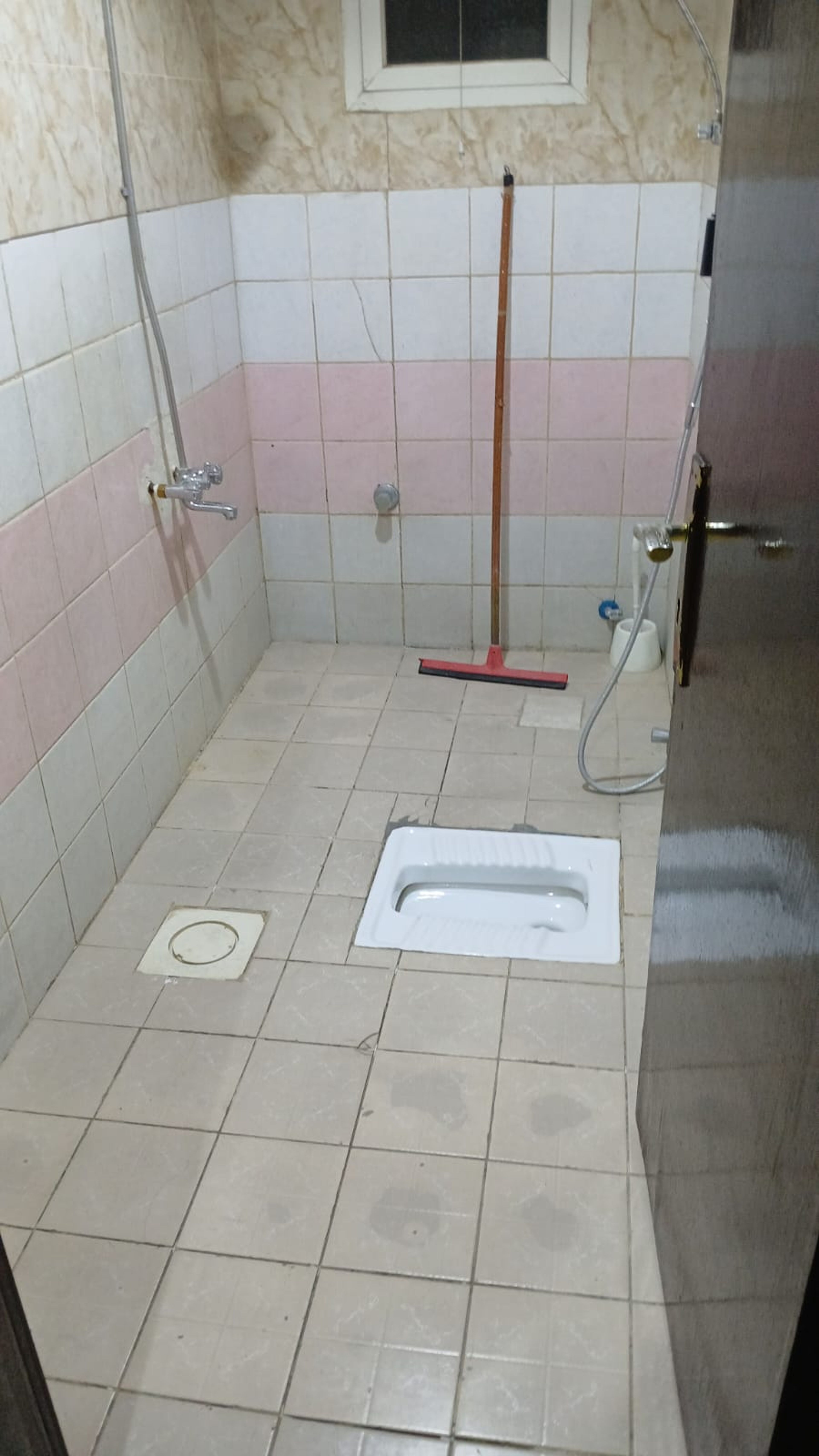 https://img.gathern.co/1400x0/1/YfK-nYoVenr-iWVEeKBSUDqg-c1zy9k0.jpg