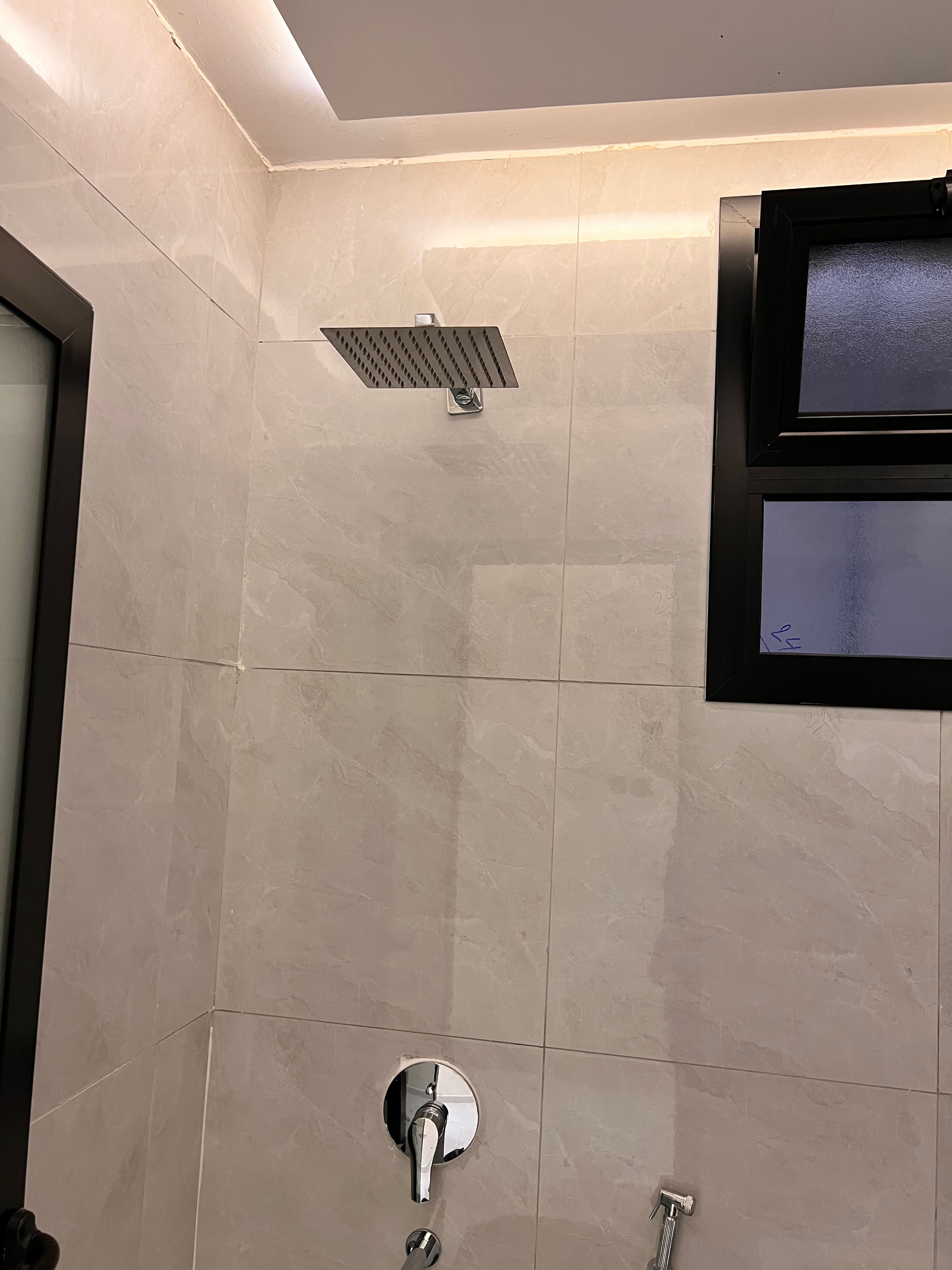 https://img.gathern.co/1400x0/1/Zidrk-nIp2zWfbuzRoc-UEoc6TtGyEAr.jpg