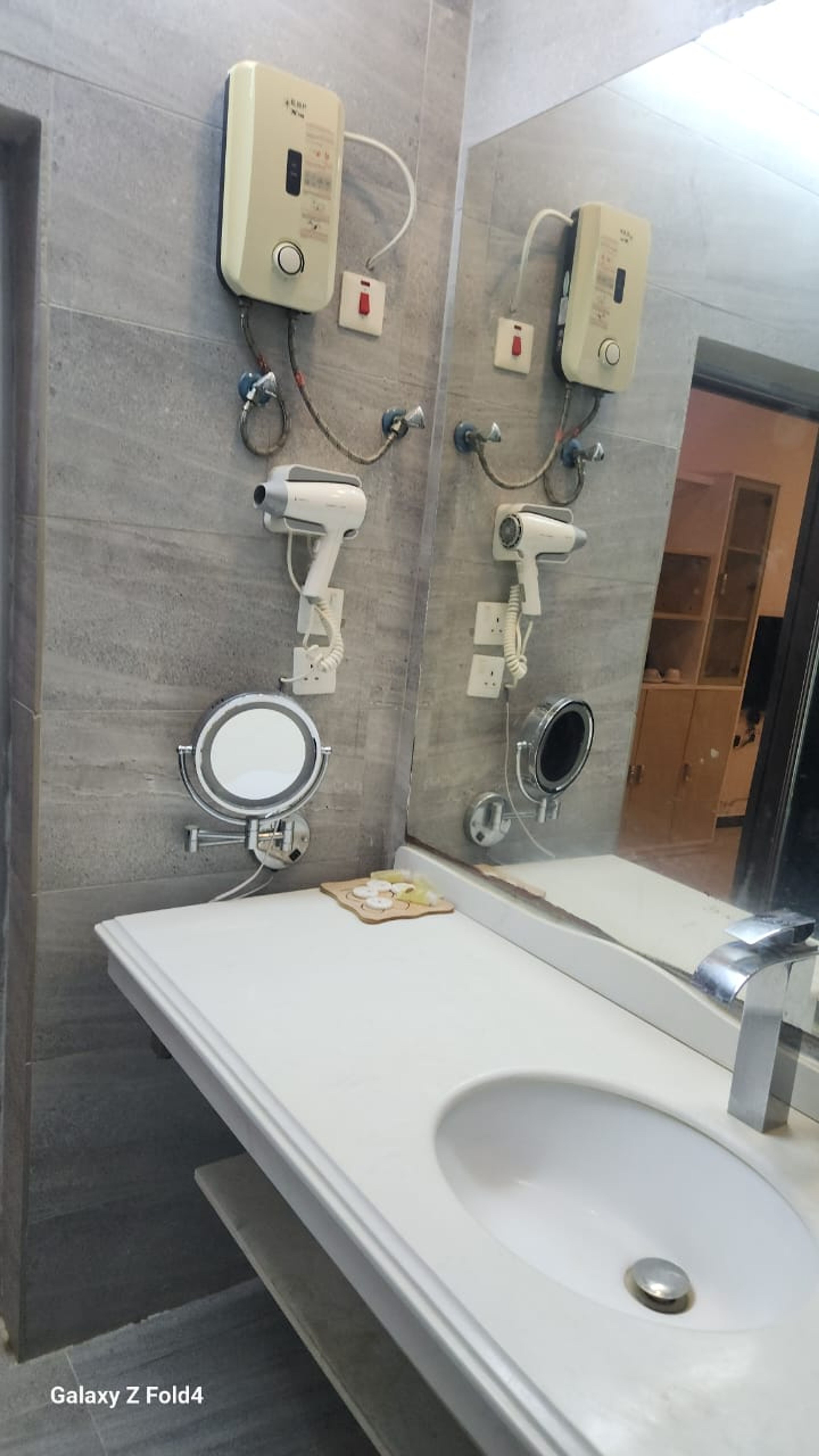 https://img.gathern.co/1400x0/1/ZkfDSlwoD8XewwzwxaF3Jsi3y5zvrX-9.jpeg