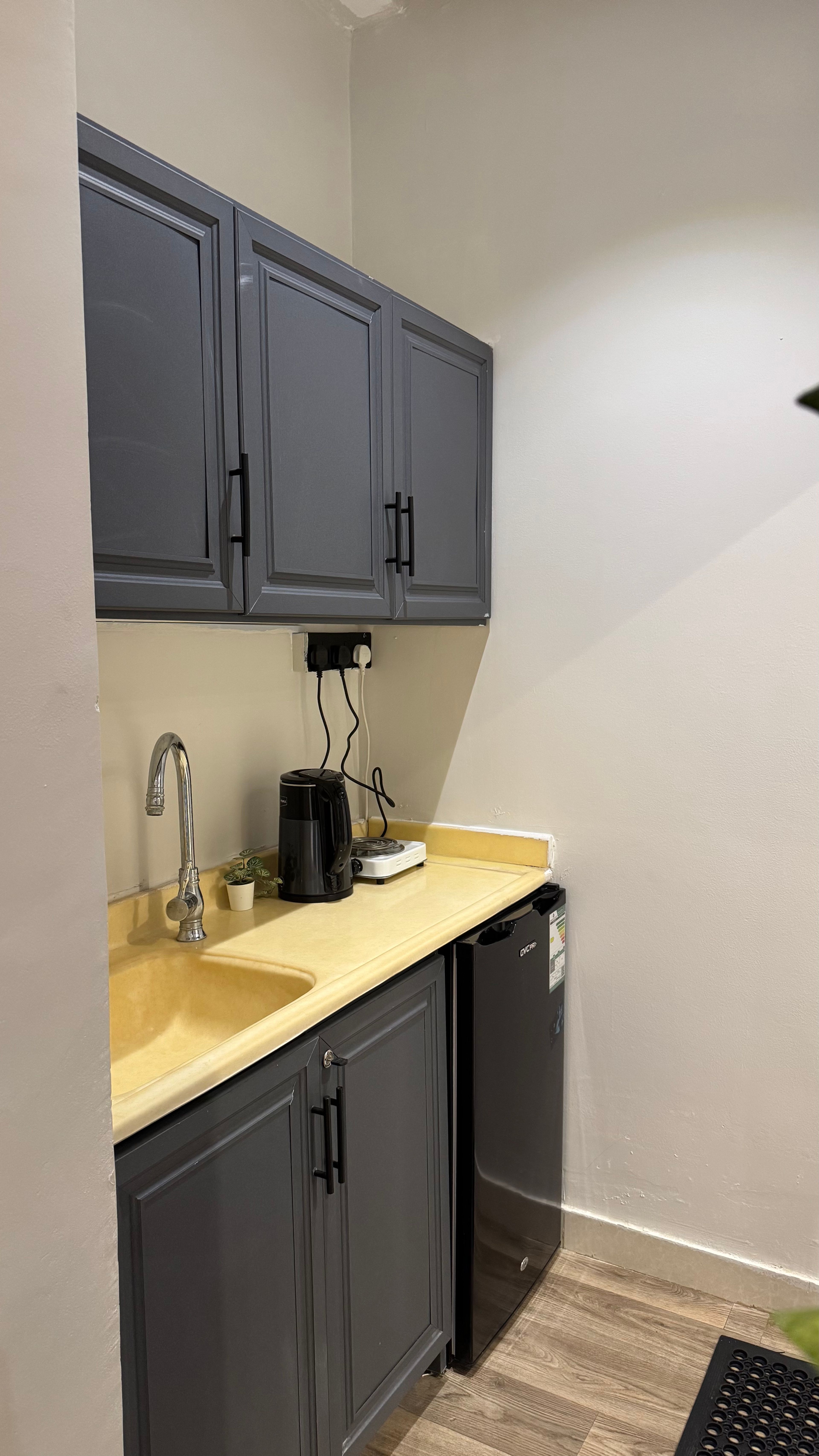 https://img.gathern.co/1400x0/1/_m6bw4f1rOi29TAHk90GF3eXFu7-5FHd.jpg