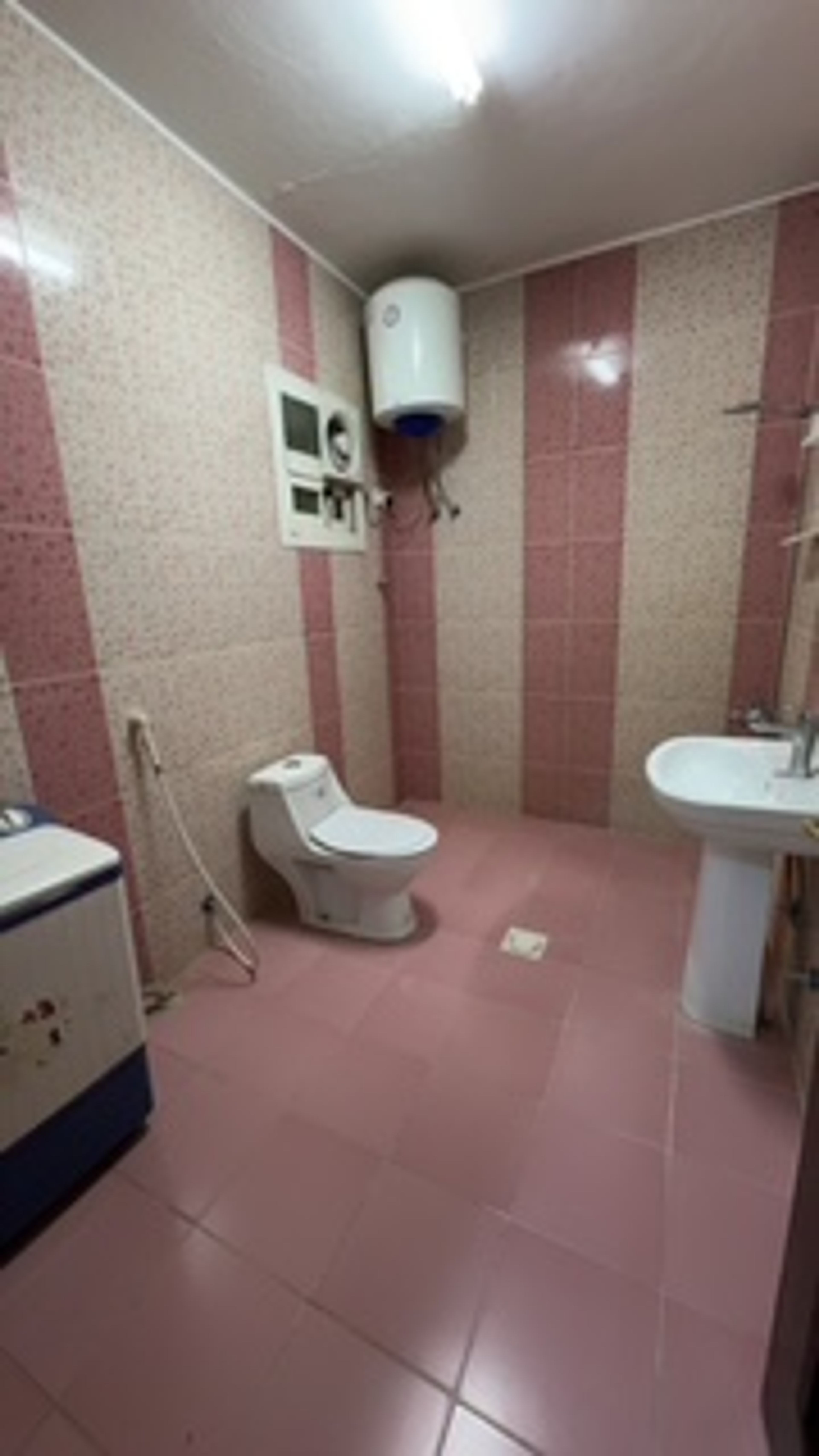 https://img.gathern.co/1024x0/1/_n2aTfCzlTaOxDjmOjdkp_YehbGhCNNo.jpg
