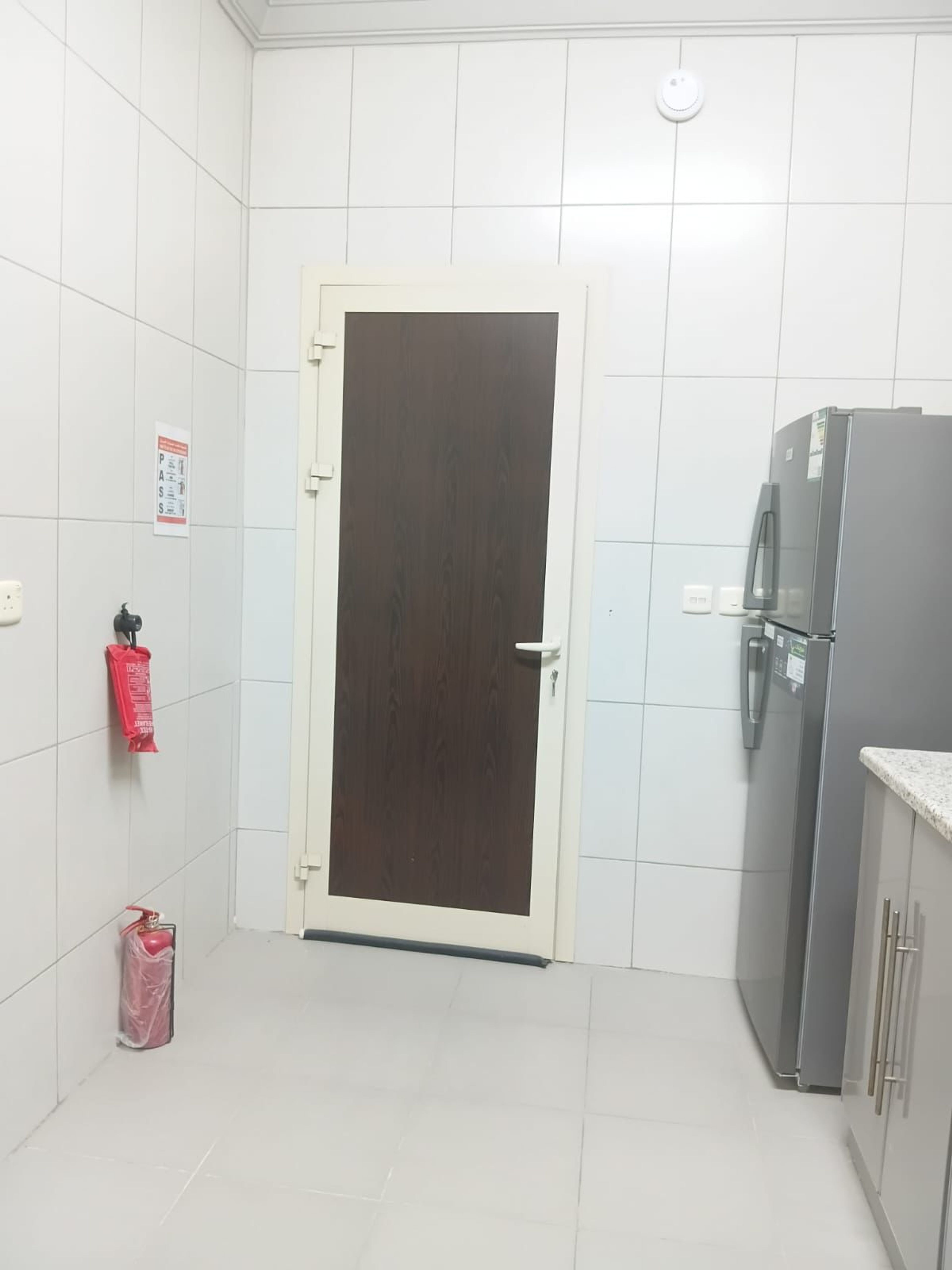 https://img.gathern.co/1024x0/1/aDPhcVWKTsltC_mHYbVvvoekjjc2CKxq.jpeg