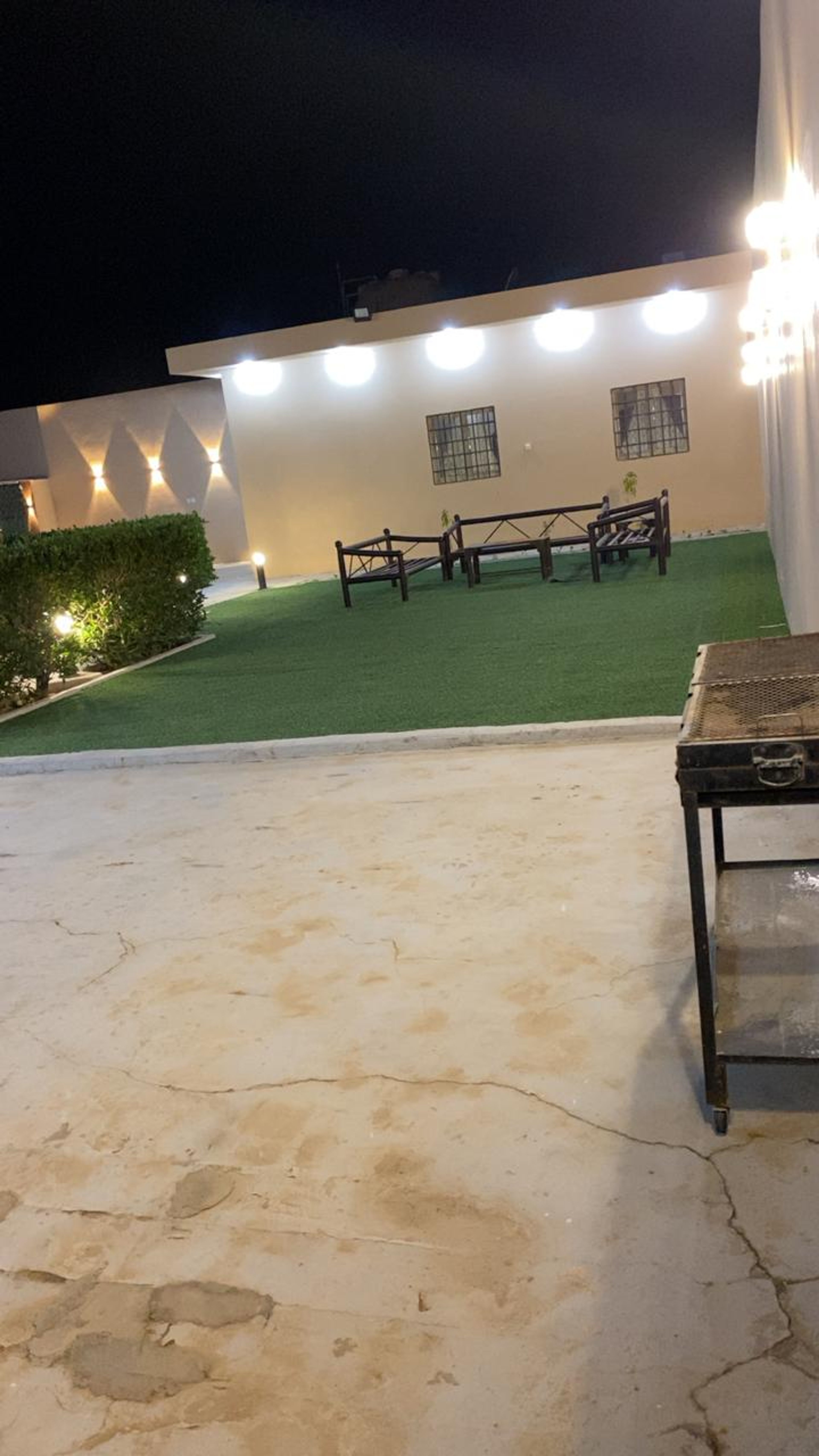 https://img.gathern.co/1024x0/1/aHpPRjFejWgiLyOKQmSI4BpWXcadhI0k.jpeg