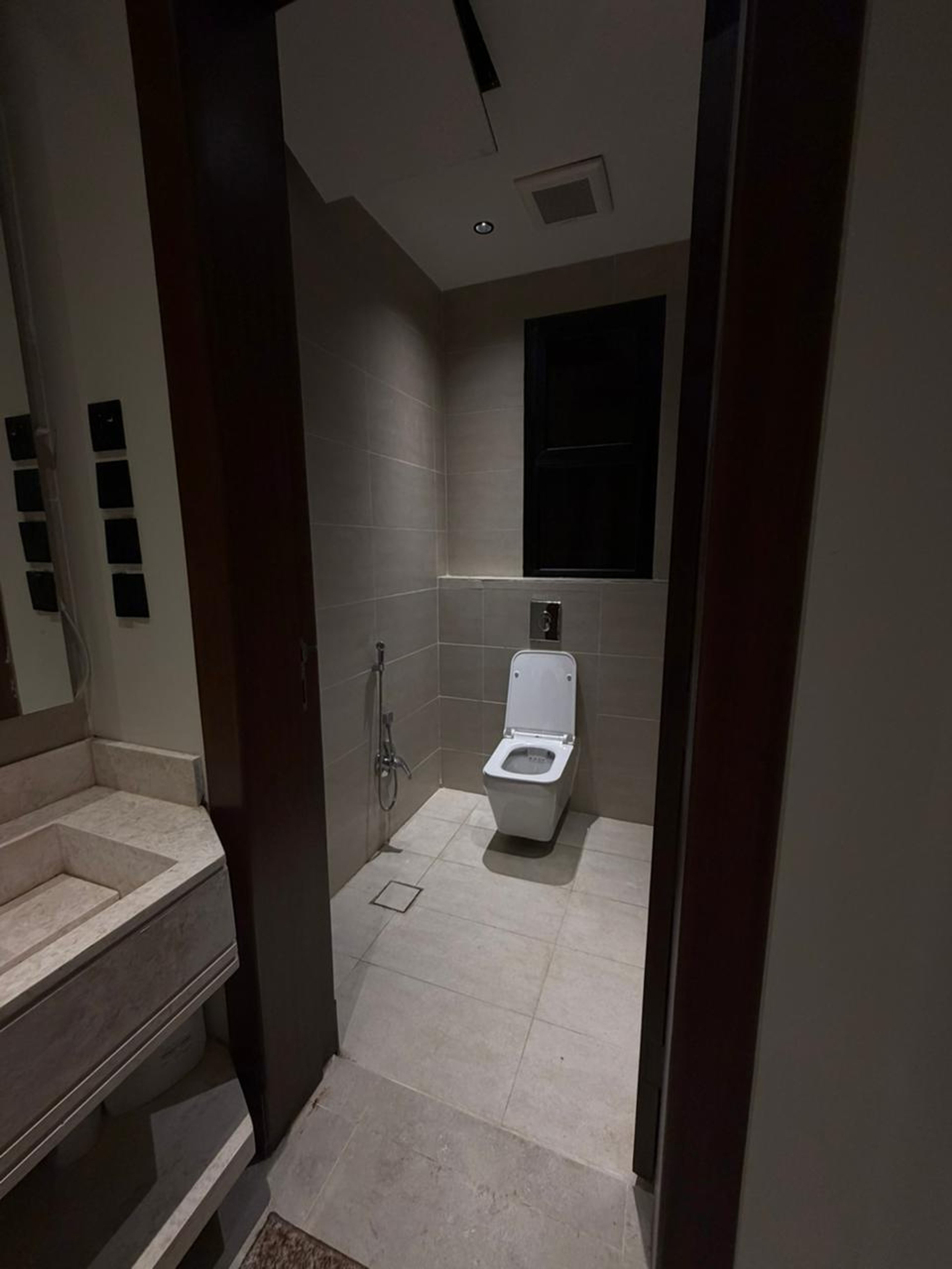 https://img.gathern.co/1400x0/1/a_6f-g2uH8bMWgr21hTSC1GISMkWXSXF.jpeg