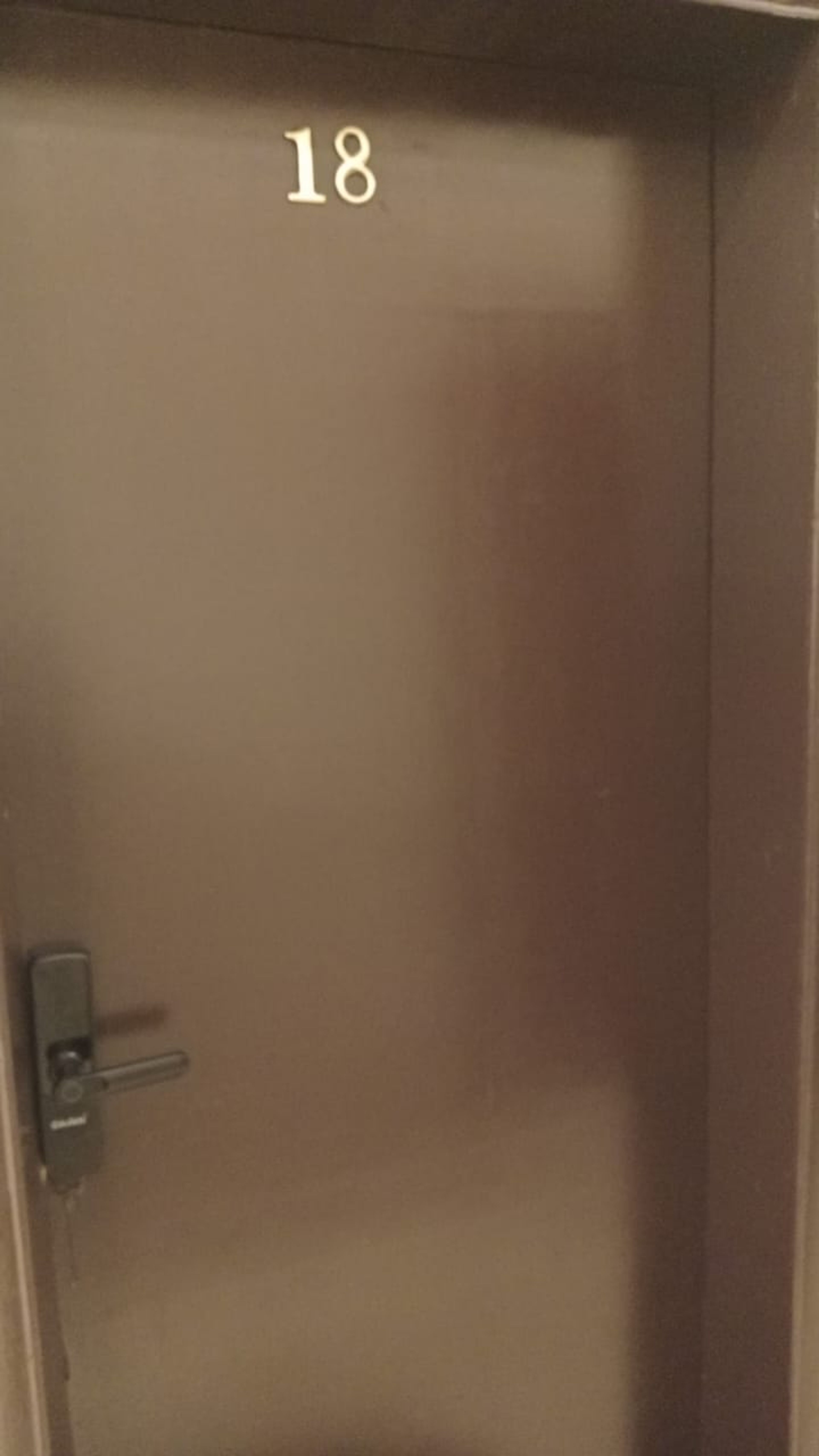 https://img.gathern.co/1400x0/1/axs80szgE5PsaTpoOjEmBUhtbfAEKbCy.jpeg