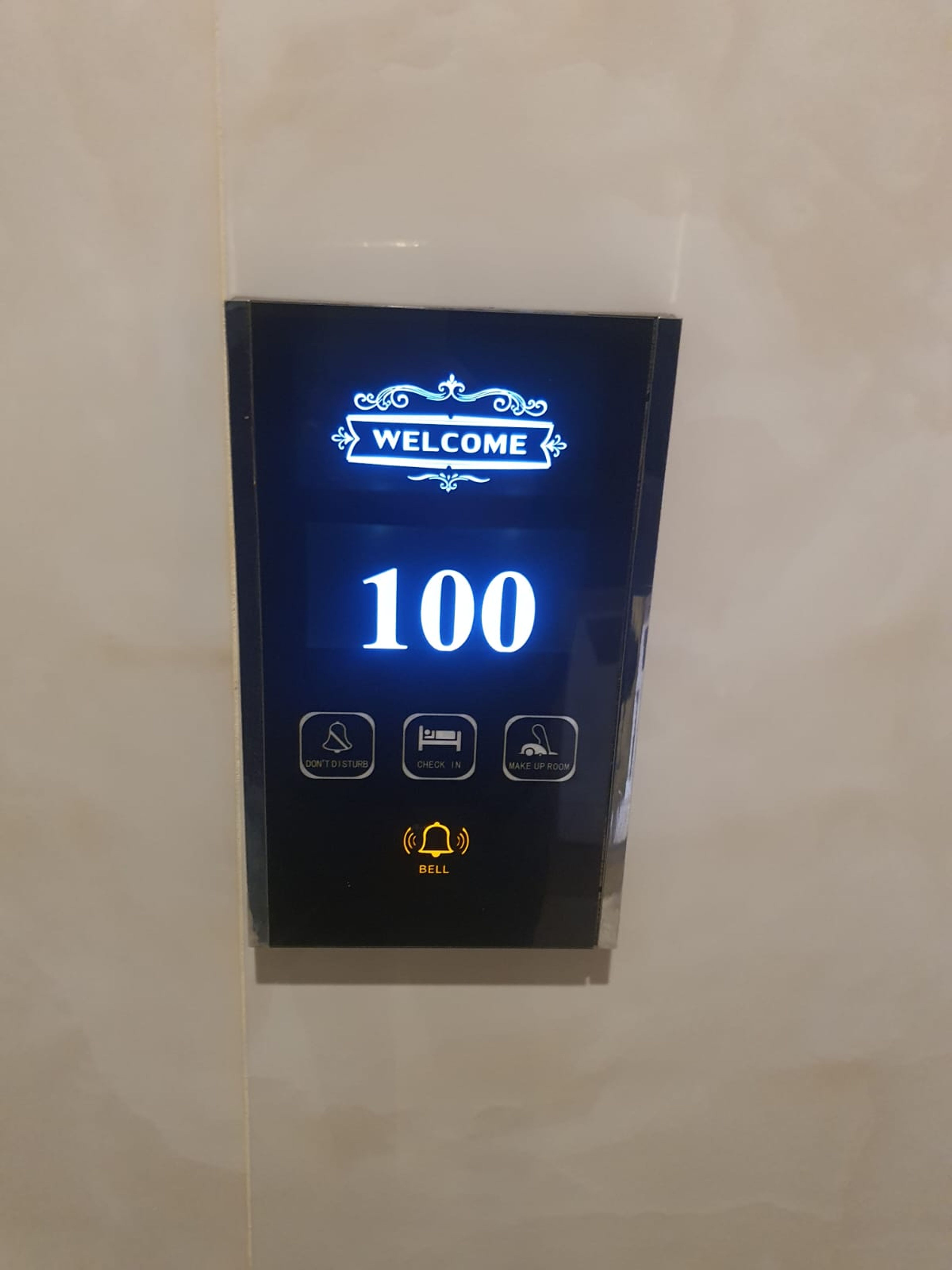 https://img.gathern.co/1400x0/1/b5v8_diX1ZPmOT8TpdgN9oRb1TK45hV8.jpg