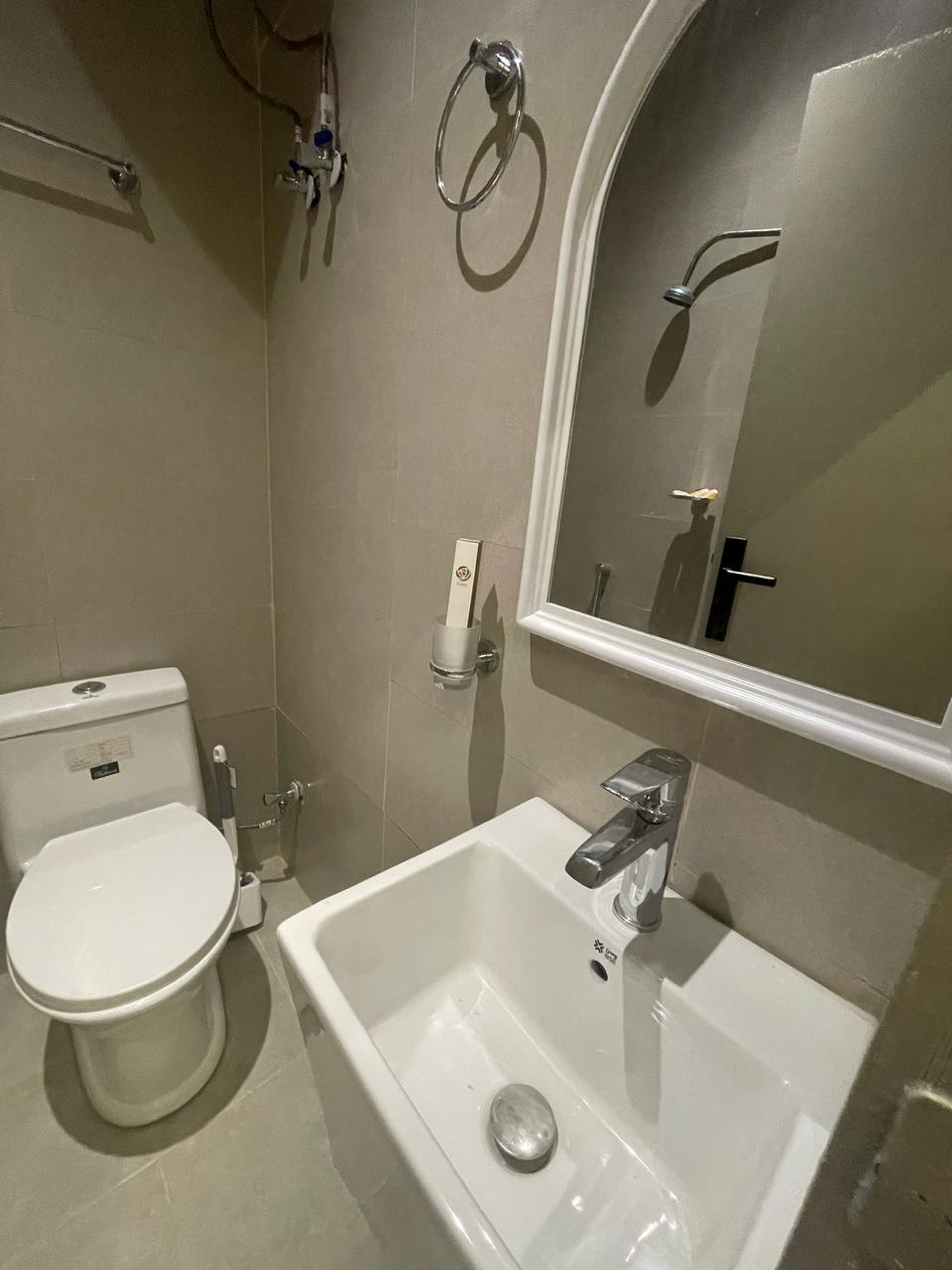 https://img.gathern.co/1400x0/1/bMaPJMNEkXI1ykFjxhjfCJGEKSVqOlIm.jpg