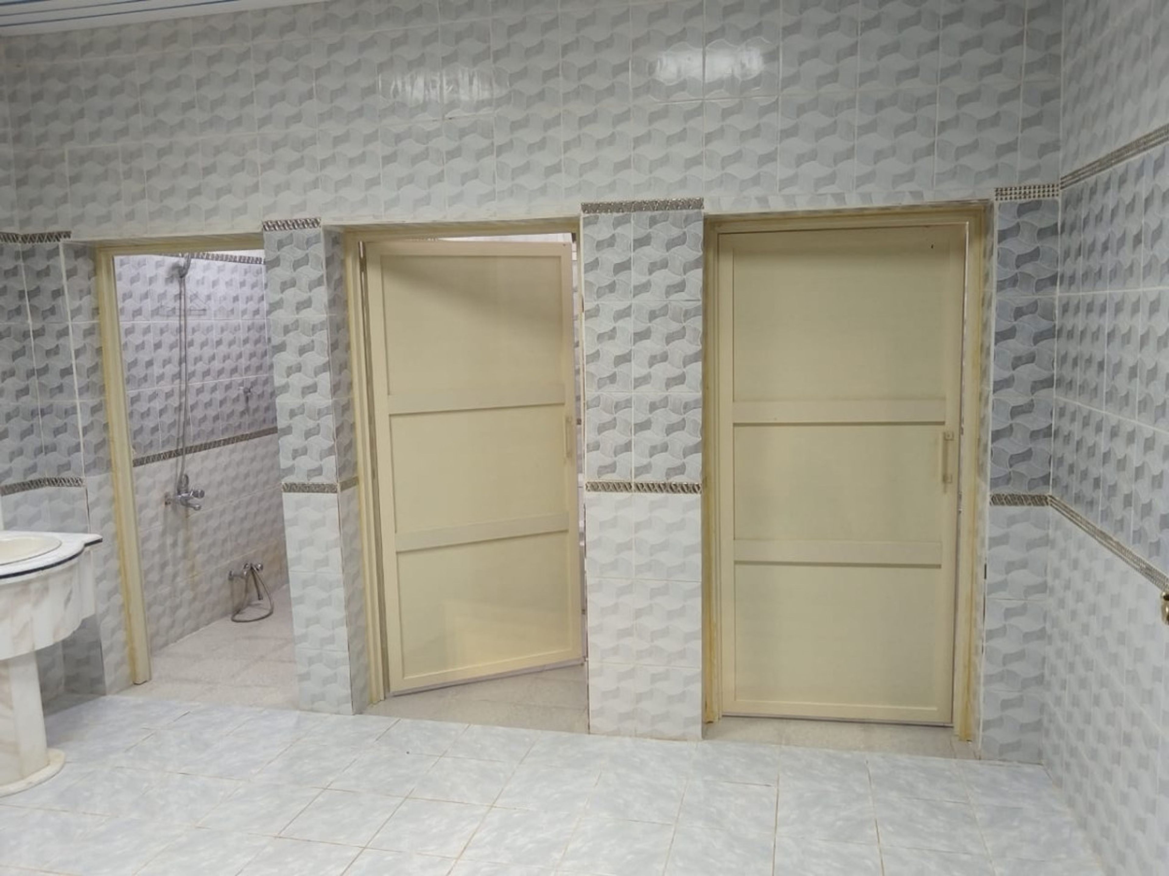 https://img.gathern.co/1400x0/1/bSXl9qa8tGt5Dq7w9P59Dnqgj7J4EmI0.jpg