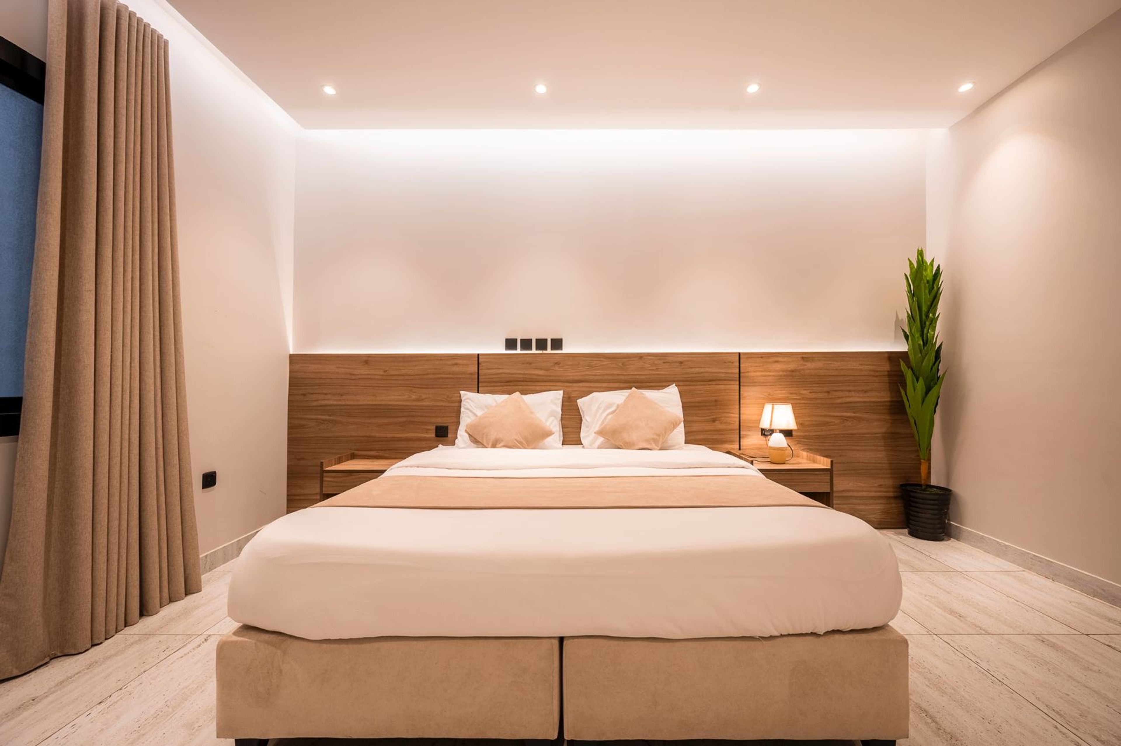 https://img.gathern.co/1024x0/1/bZHYrTGXl7Em92FXzBe_-Zv98VCUH6Cu.jpeg