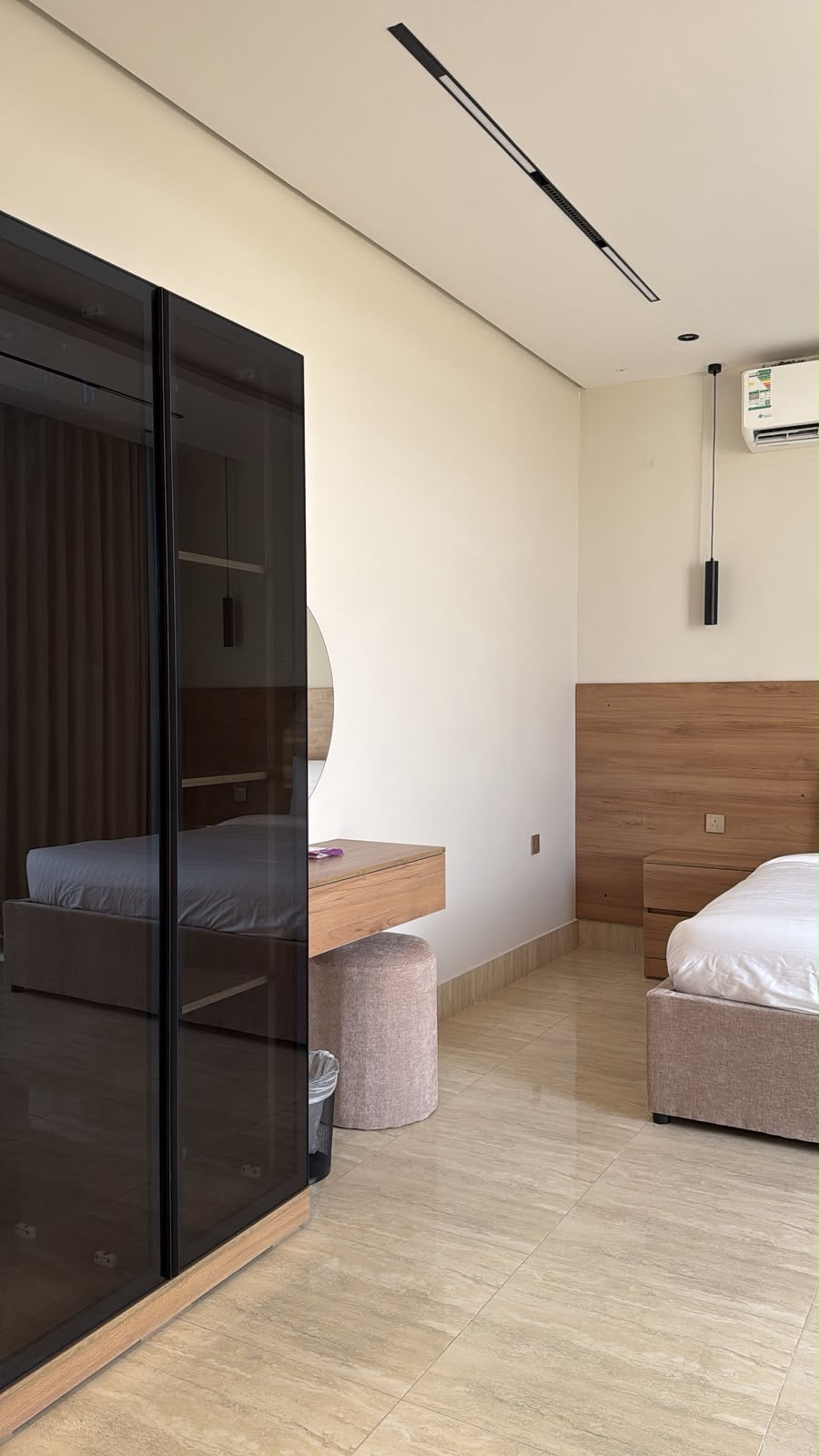 https://img.gathern.co/1024x0/1/bbVniKhwIdChiP0wVbA_IOPUeBAB_xKy.jpg