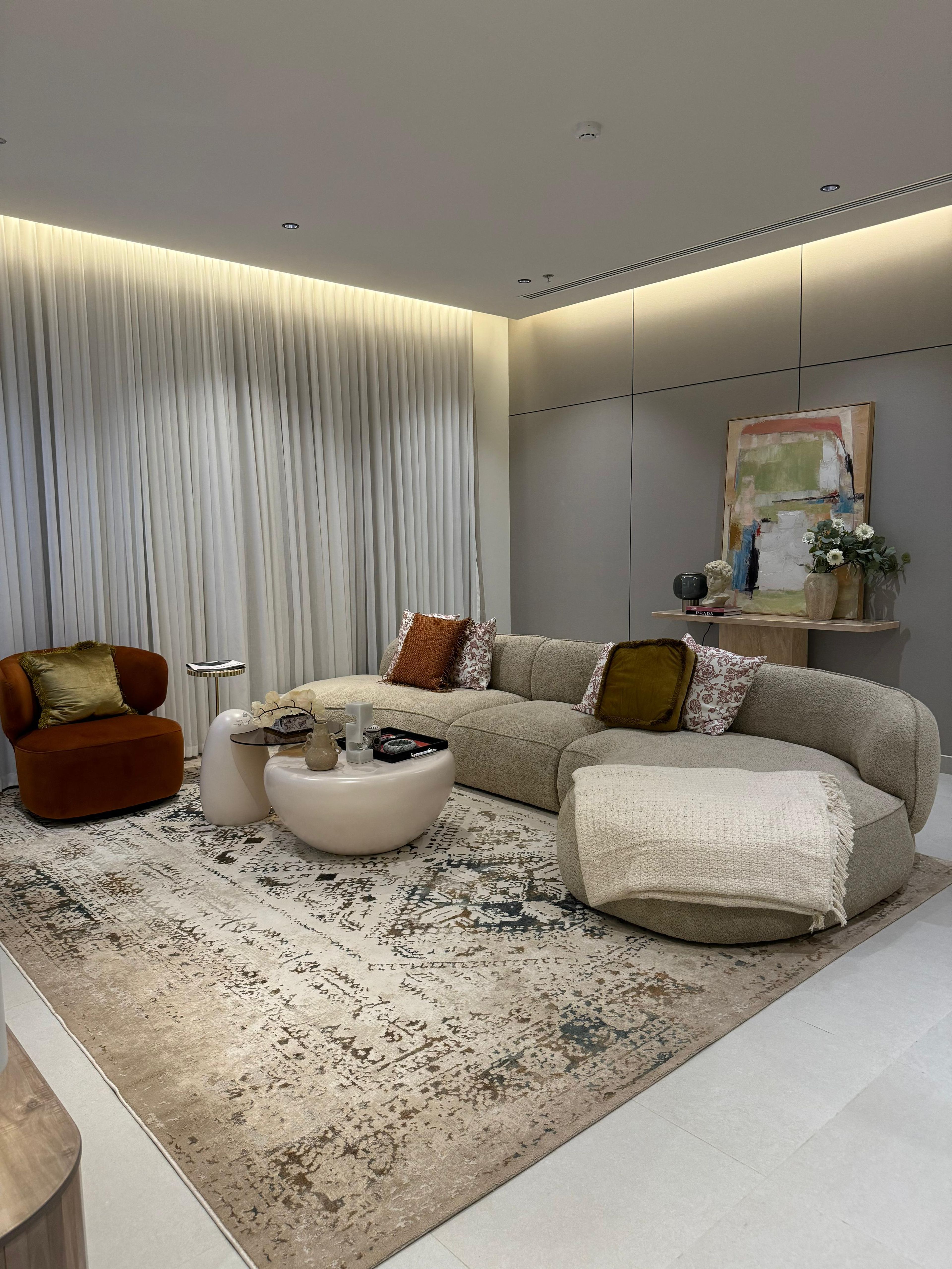 https://img.gathern.co/1400x0/1/bc-5cxqUJlDT7mhEgU47gWE8Ss_V04t3.jpg