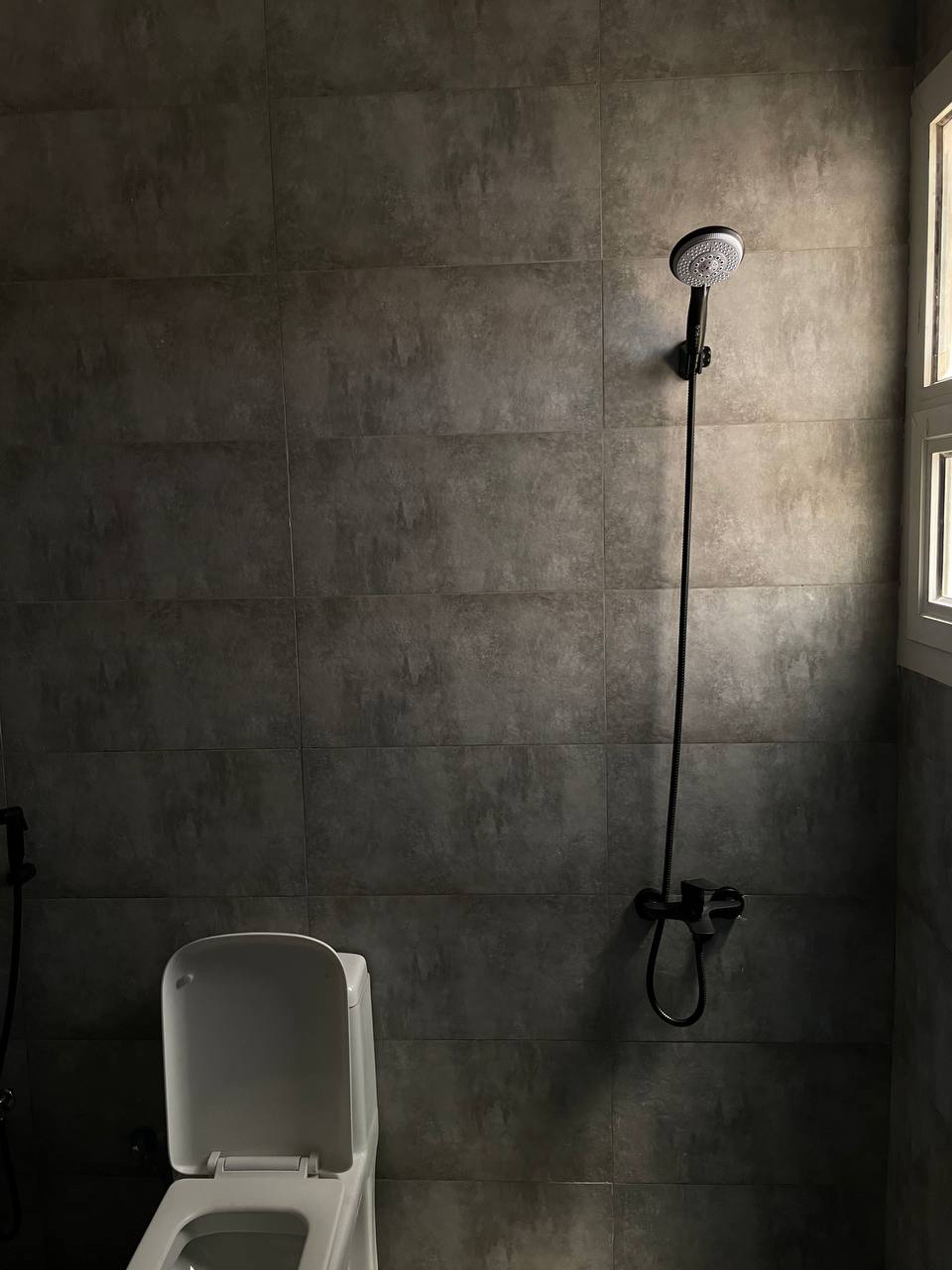 https://img.gathern.co/1024x0/1/bmNEuvXzZLioWOMnpi67w7FEJau27aBf.jpeg