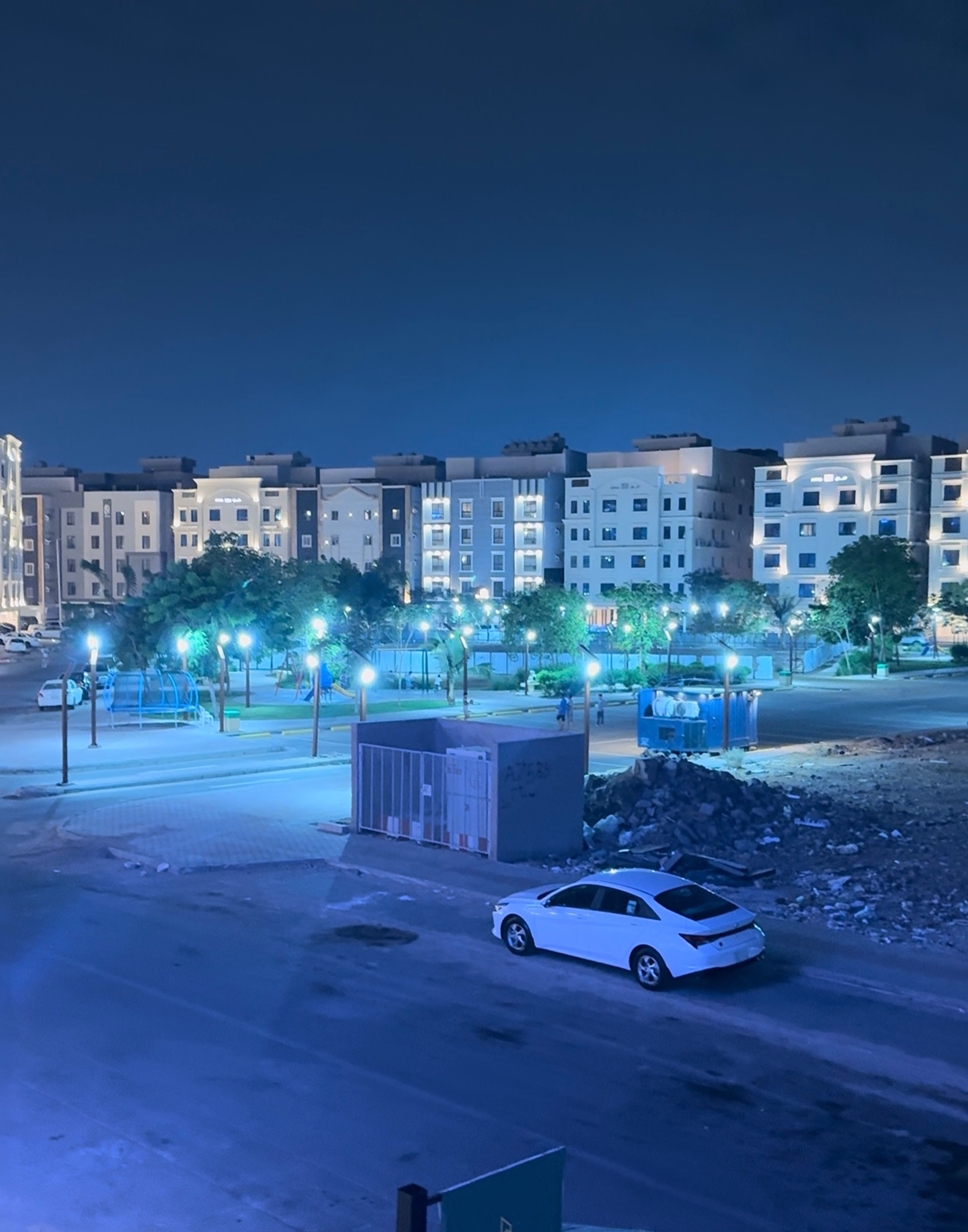 https://img.gathern.co/1400x0/1/c1cbHQYURdhX7-liyjuTZAI6wsbJzUga.jpg