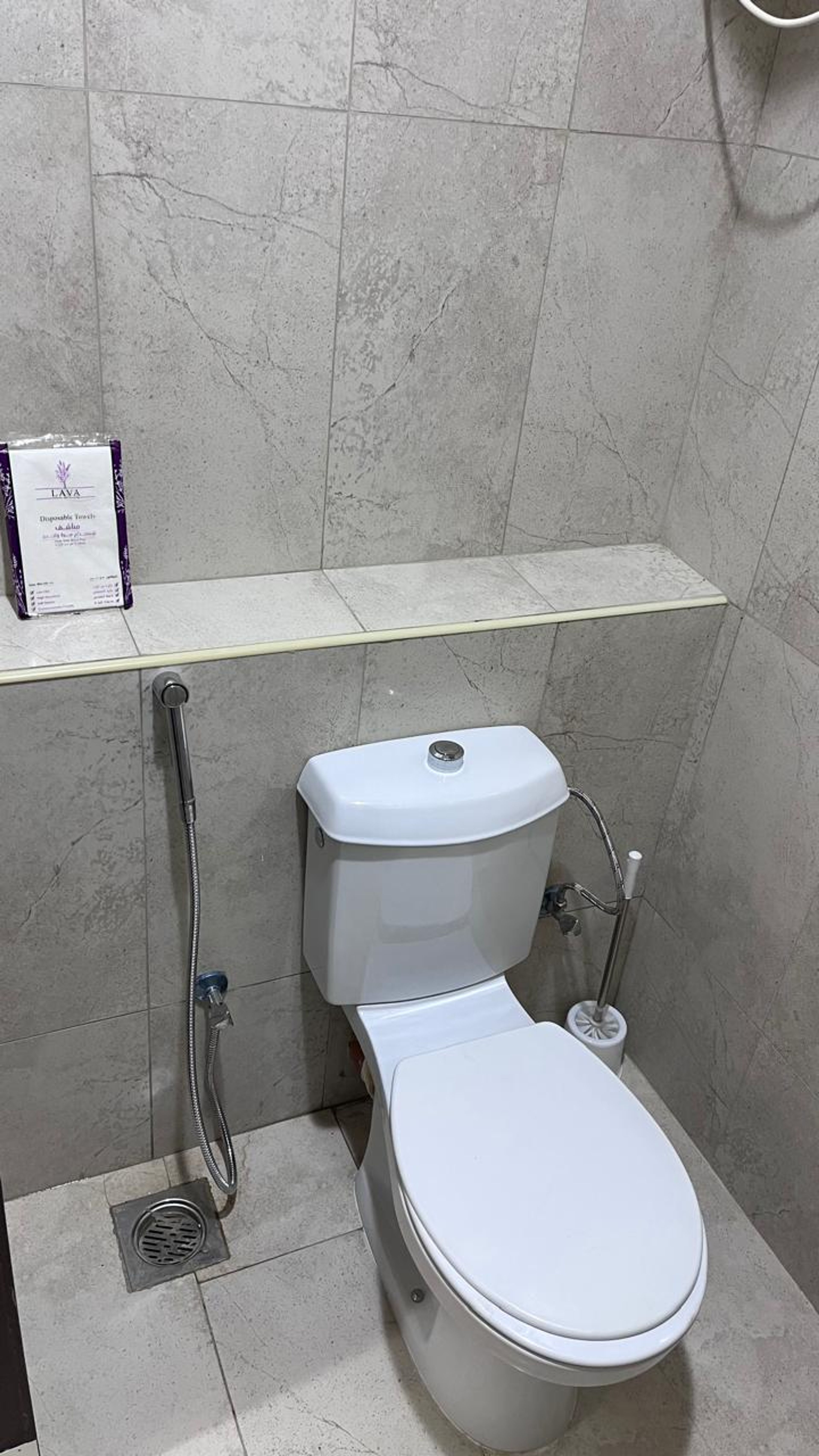 https://img.gathern.co/1400x0/1/ceevZp8bVevJiJJTS6rEV_8oyqiDrzUJ.jpeg