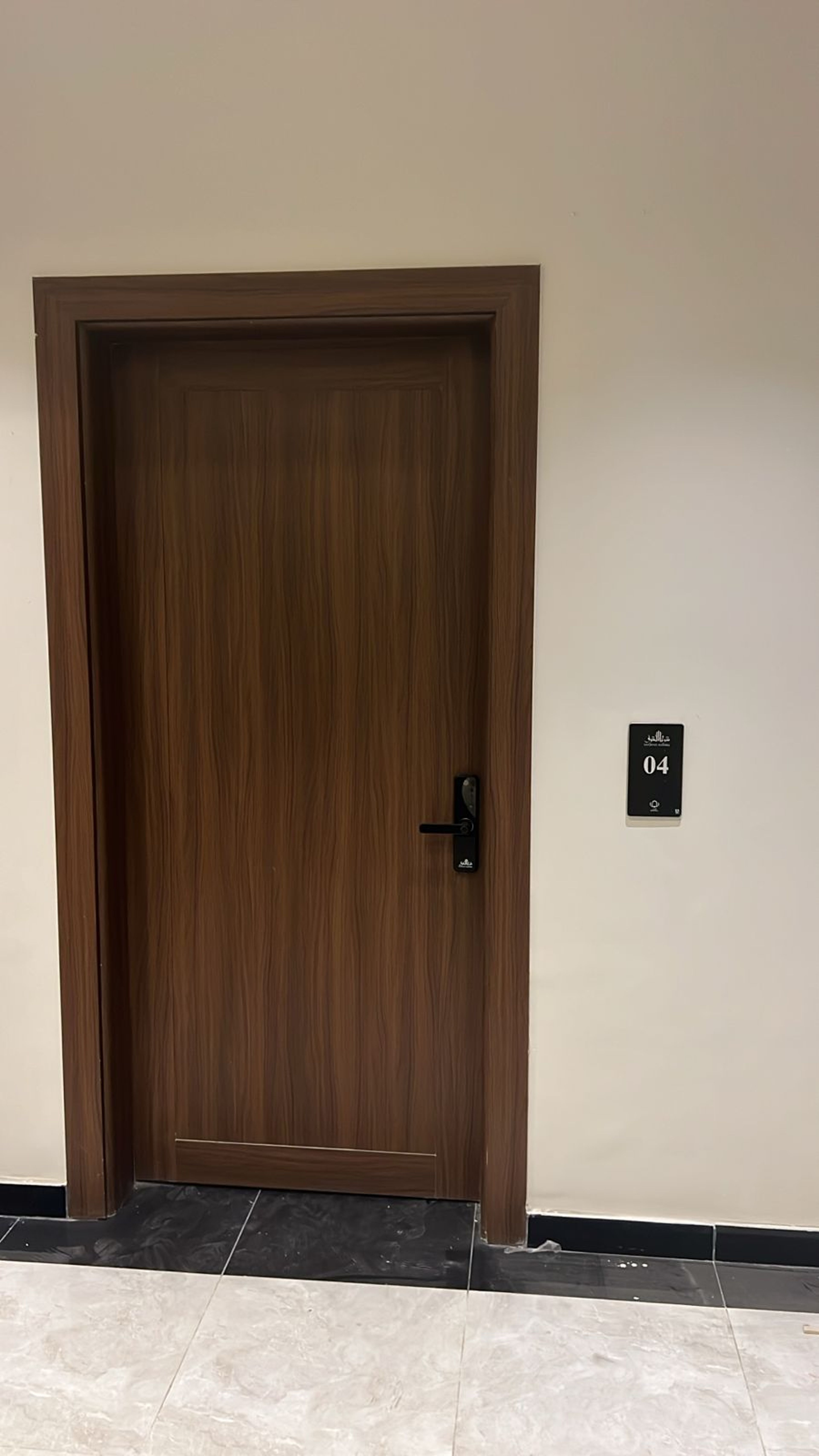 https://img.gathern.co/1024x0/1/dhvIjZiDZp_9U4A_75PNt5h_Zk2EPNaH.jpeg