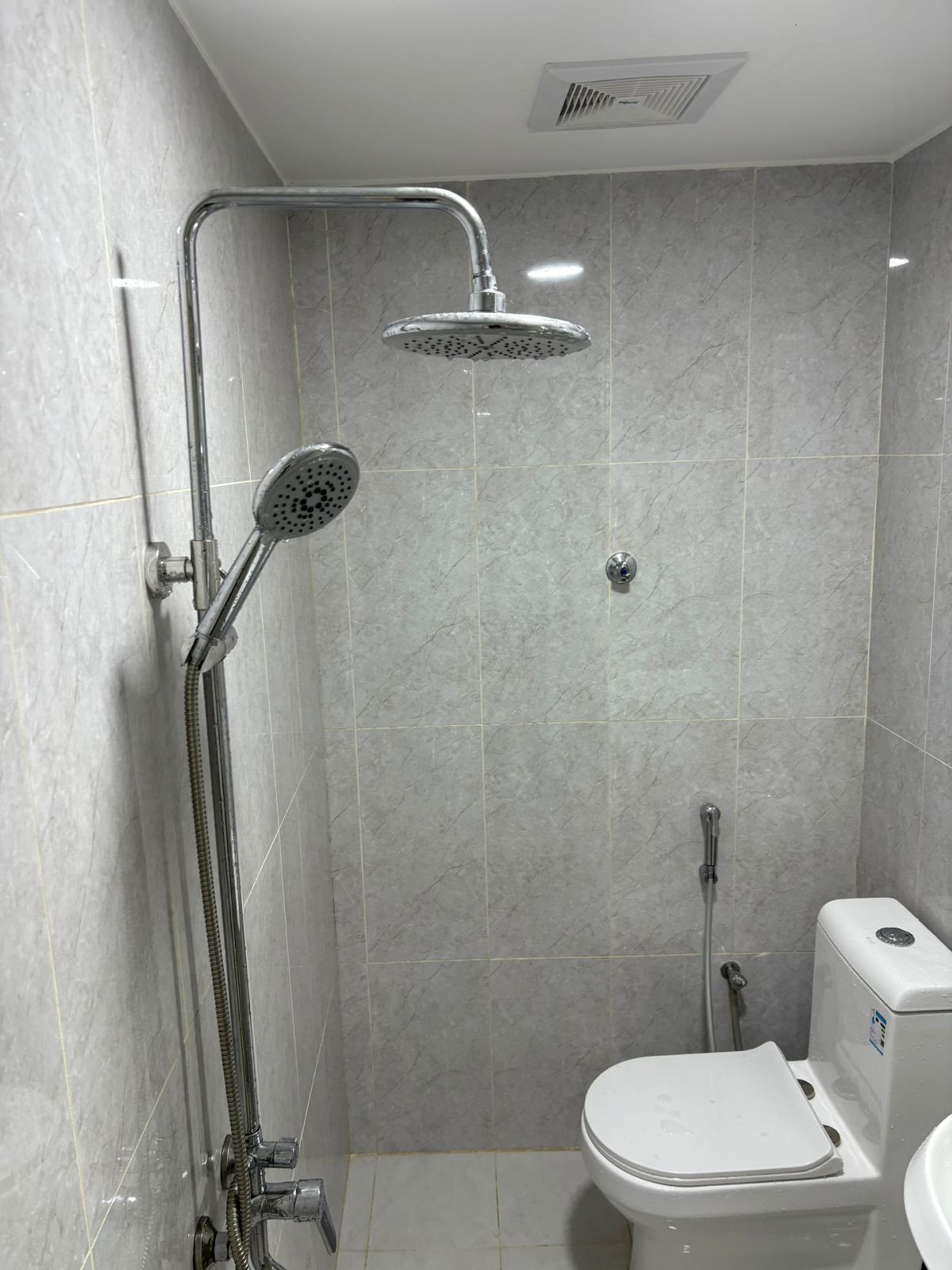 https://img.gathern.co/1400x0/1/dqG7W3v4dtUjdn9Q1TJdAysv4zdWAnCU.jpg