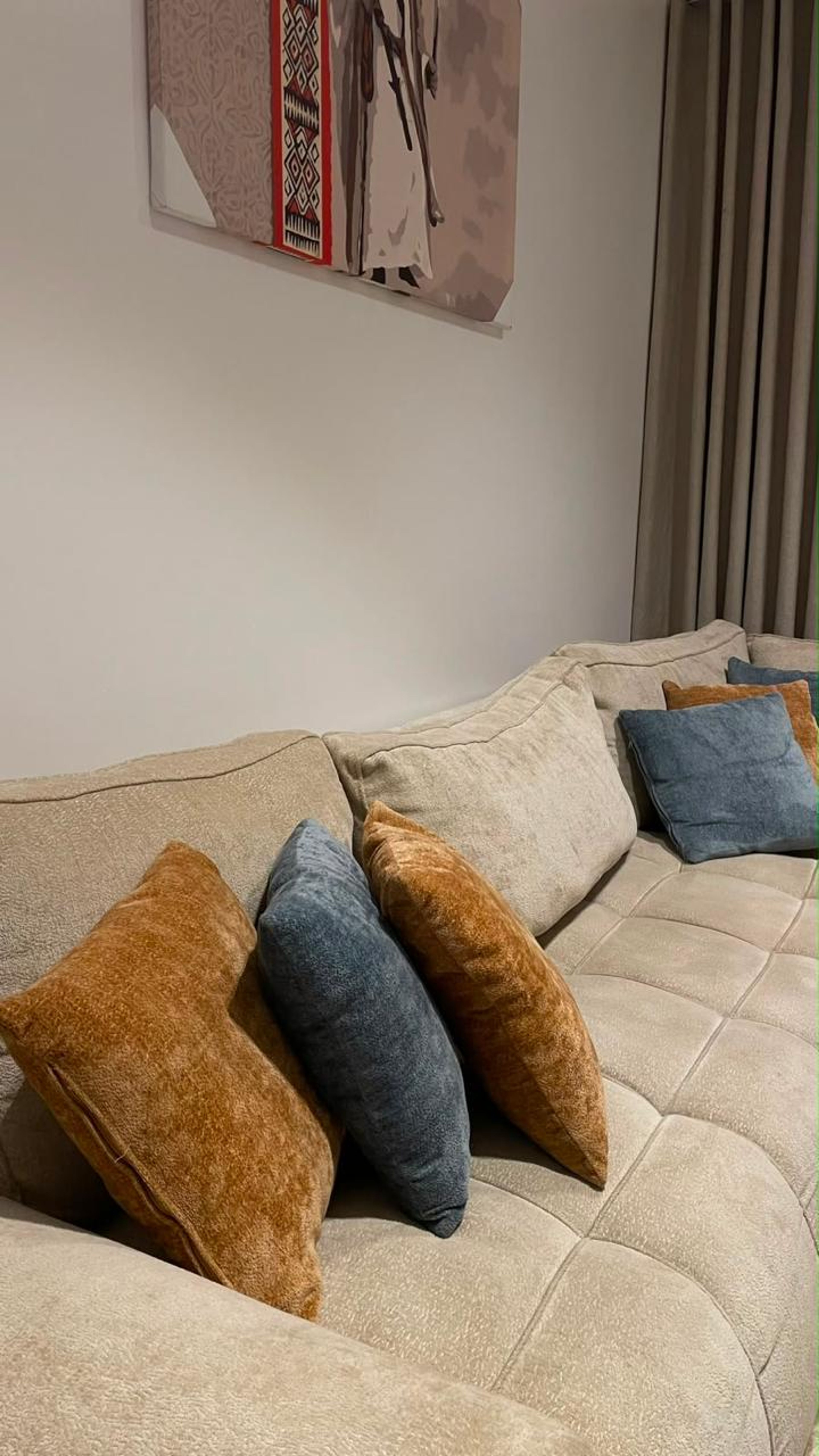 https://img.gathern.co/1024x0/1/dvSBVSzf1Jh9cvcON43Jqq3Iz0CCz4va.jpeg