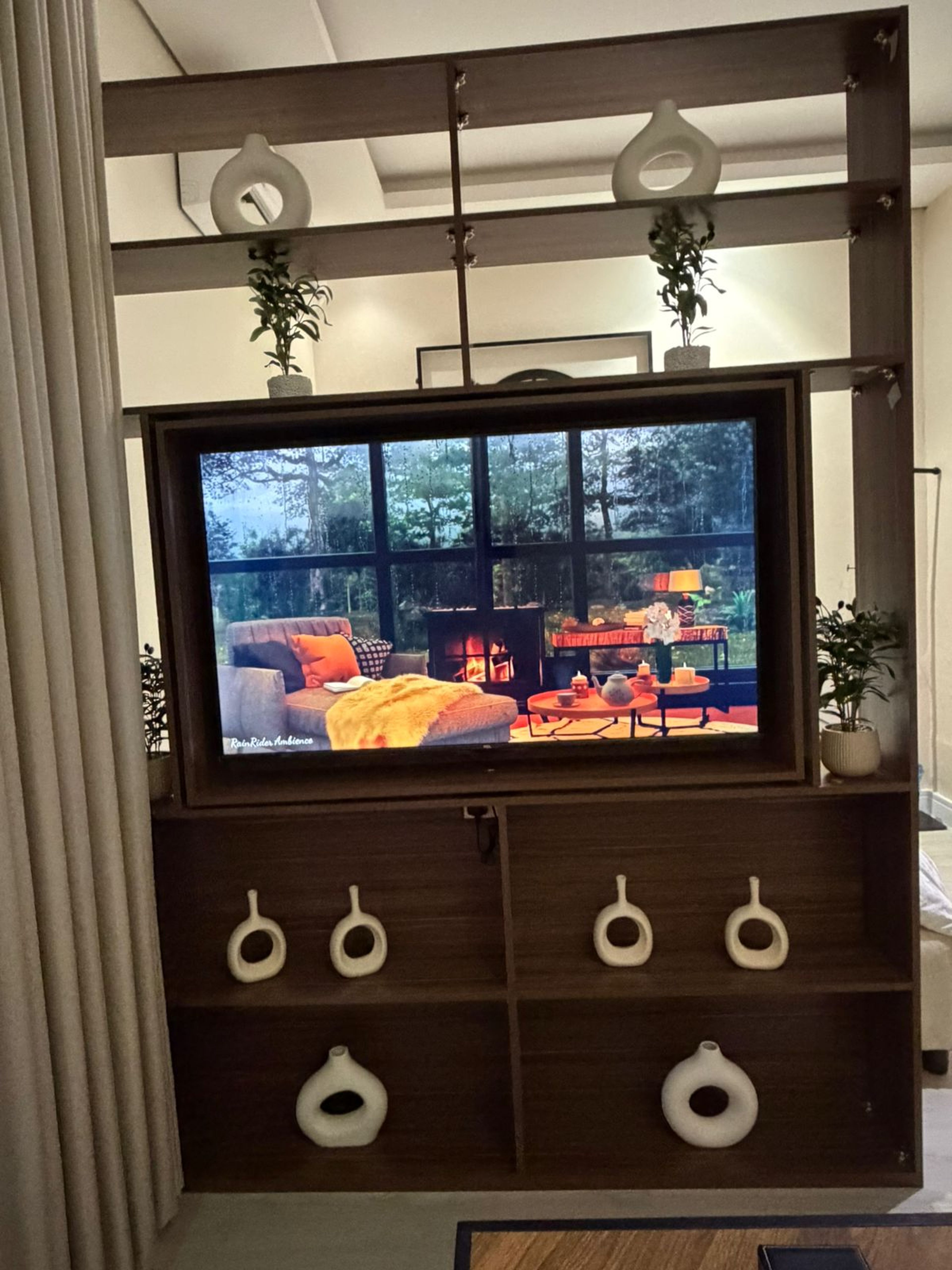 https://img.gathern.co/1024x0/1/e30-efhklyG0aylgIVo1mXtr2Wo2U9eG.jpeg