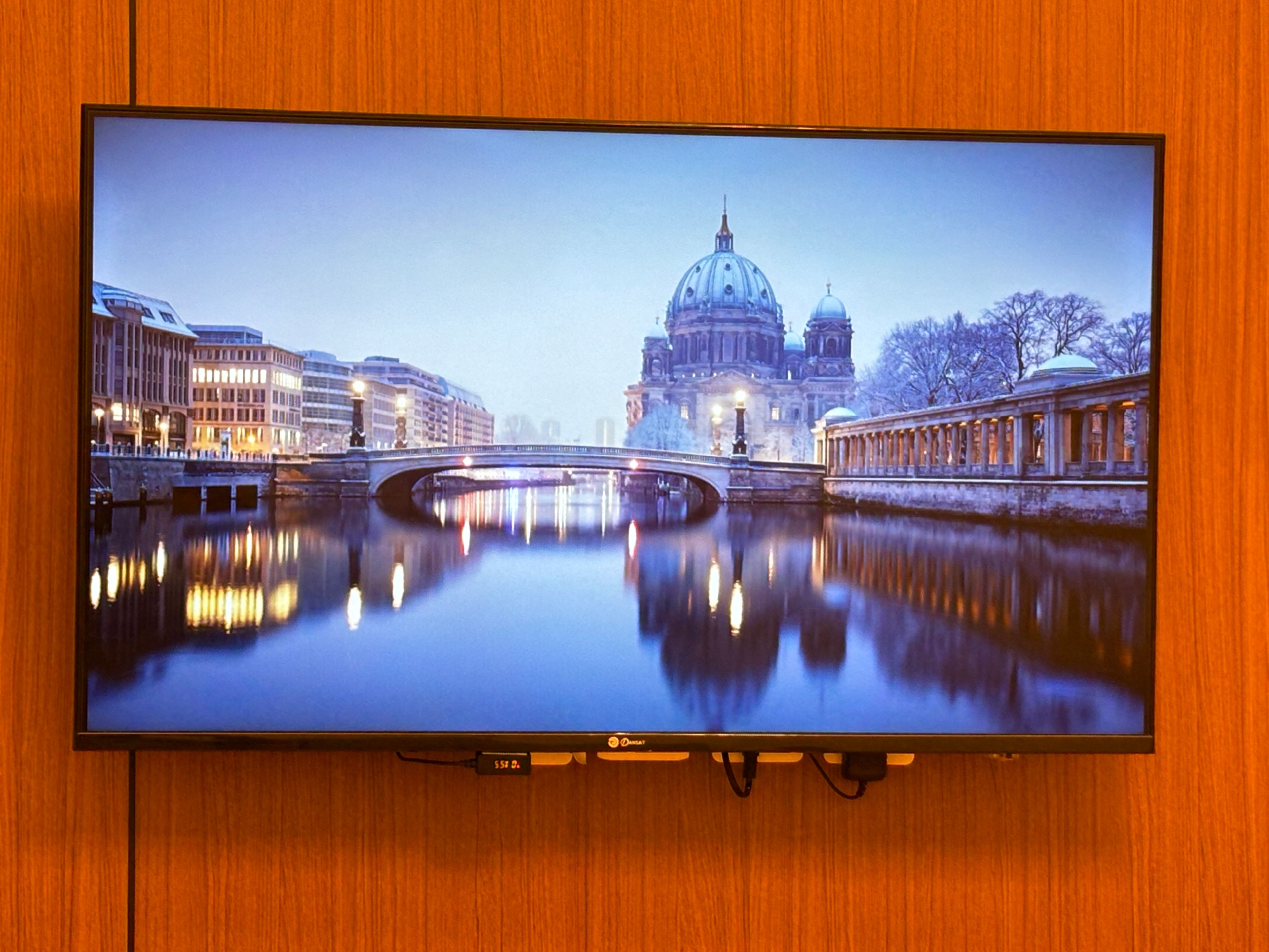 https://img.gathern.co/1400x0/1/eCHaG36OEfuopcH20s8Gb0QH5K4TeVxo.jpg