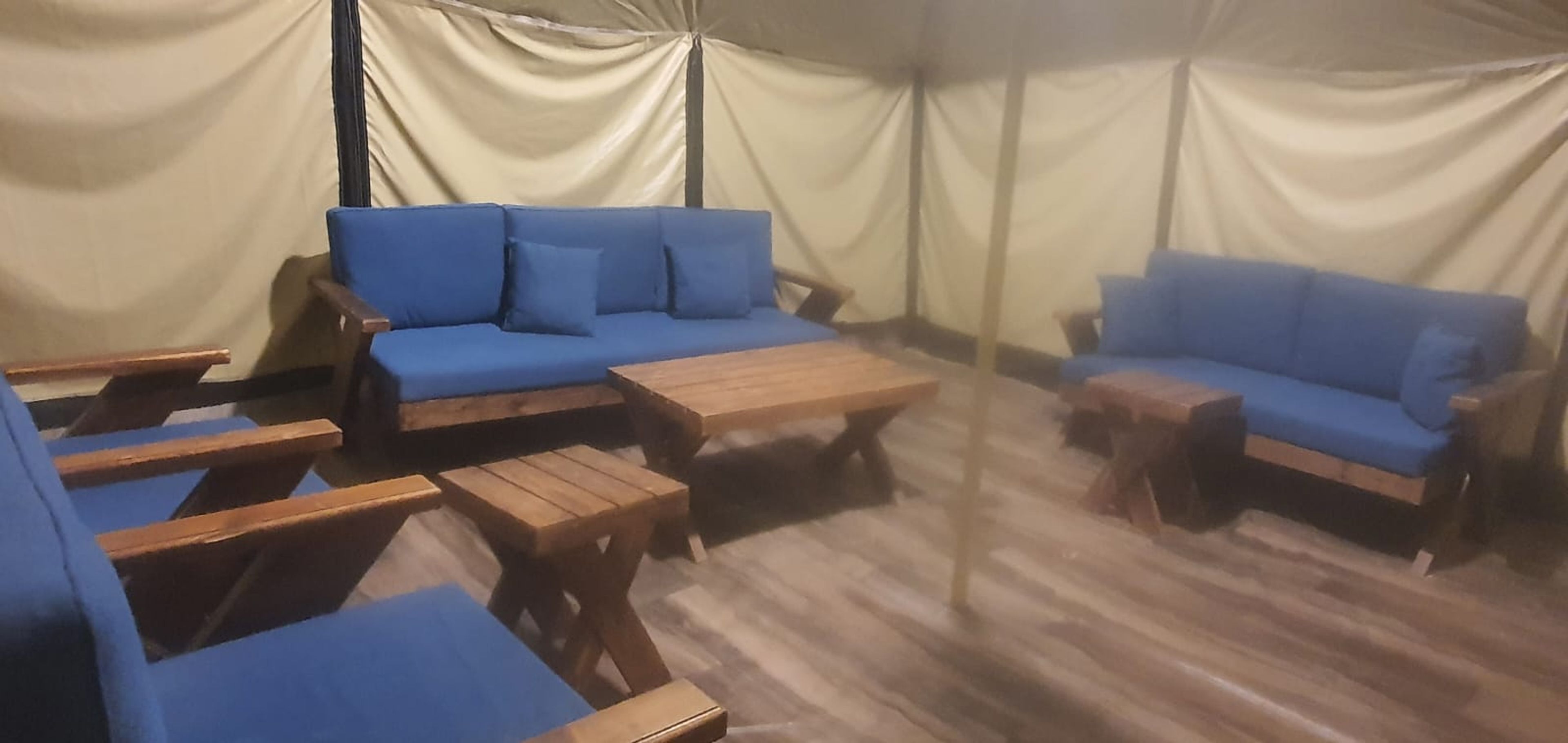 https://img.gathern.co/1400x0/1/f3f72AihVeA76arbe2dNYuyWwjLQcYEs.jpg