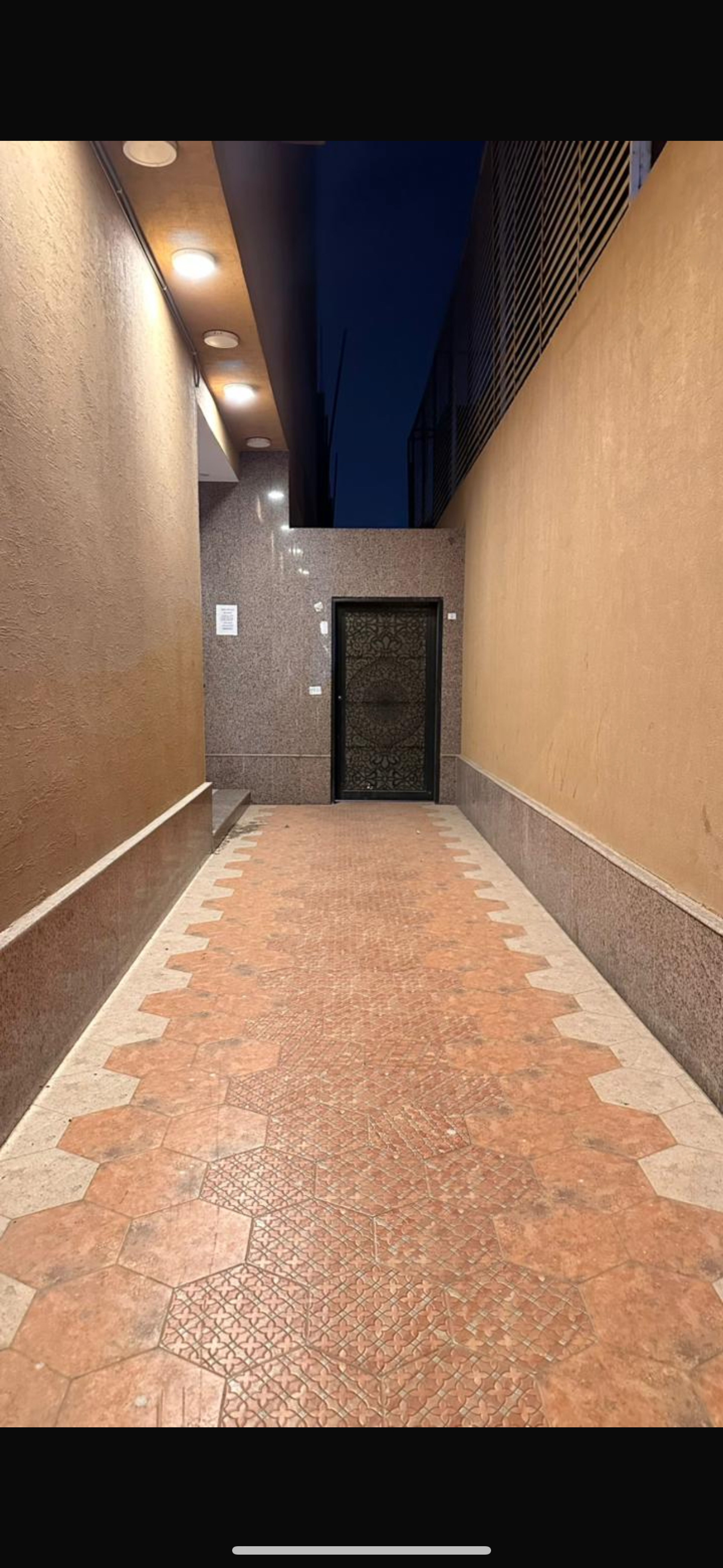 https://img.gathern.co/1400x0/1/f8XbacgmrwKVDG_Hgoho5rQtK2OChae9.jpg