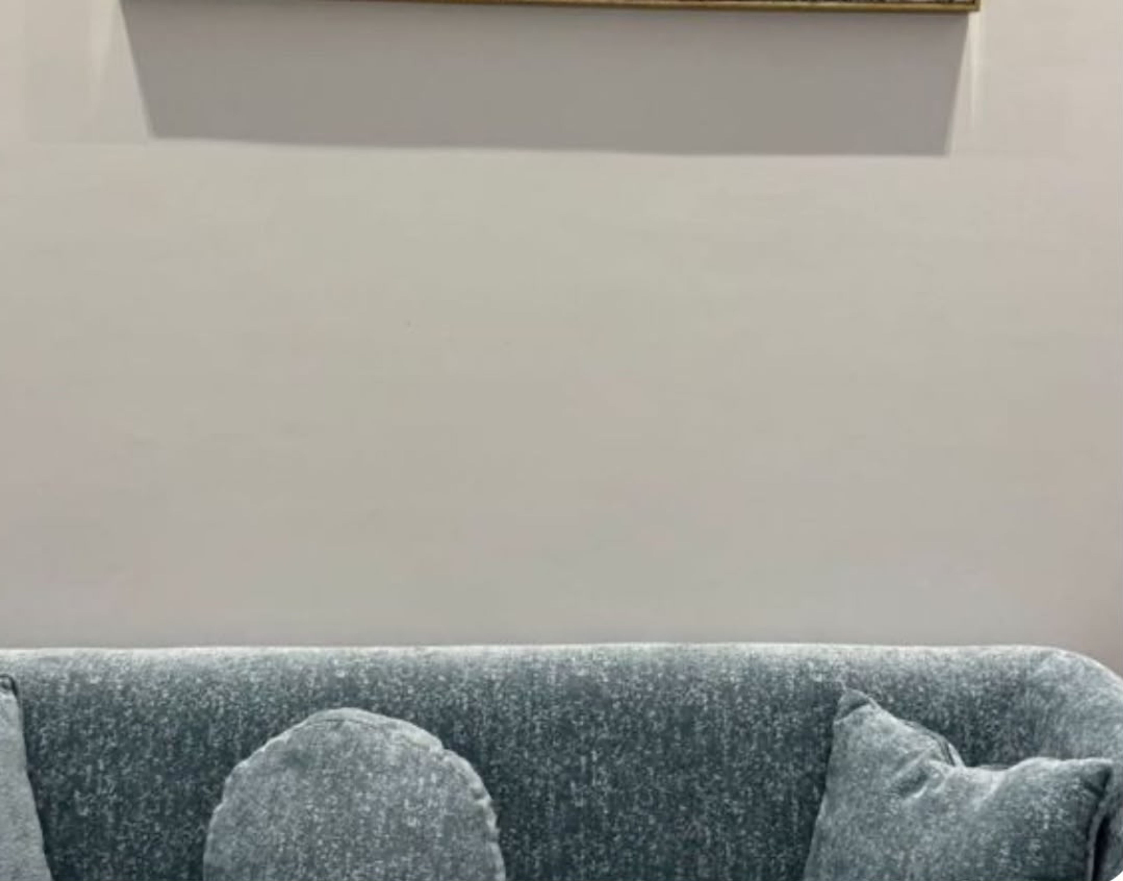 https://img.gathern.co/1024x0/1/fKUQ-n1a4uK_F-OKDtRTyNE193BgJrWJ.jpeg