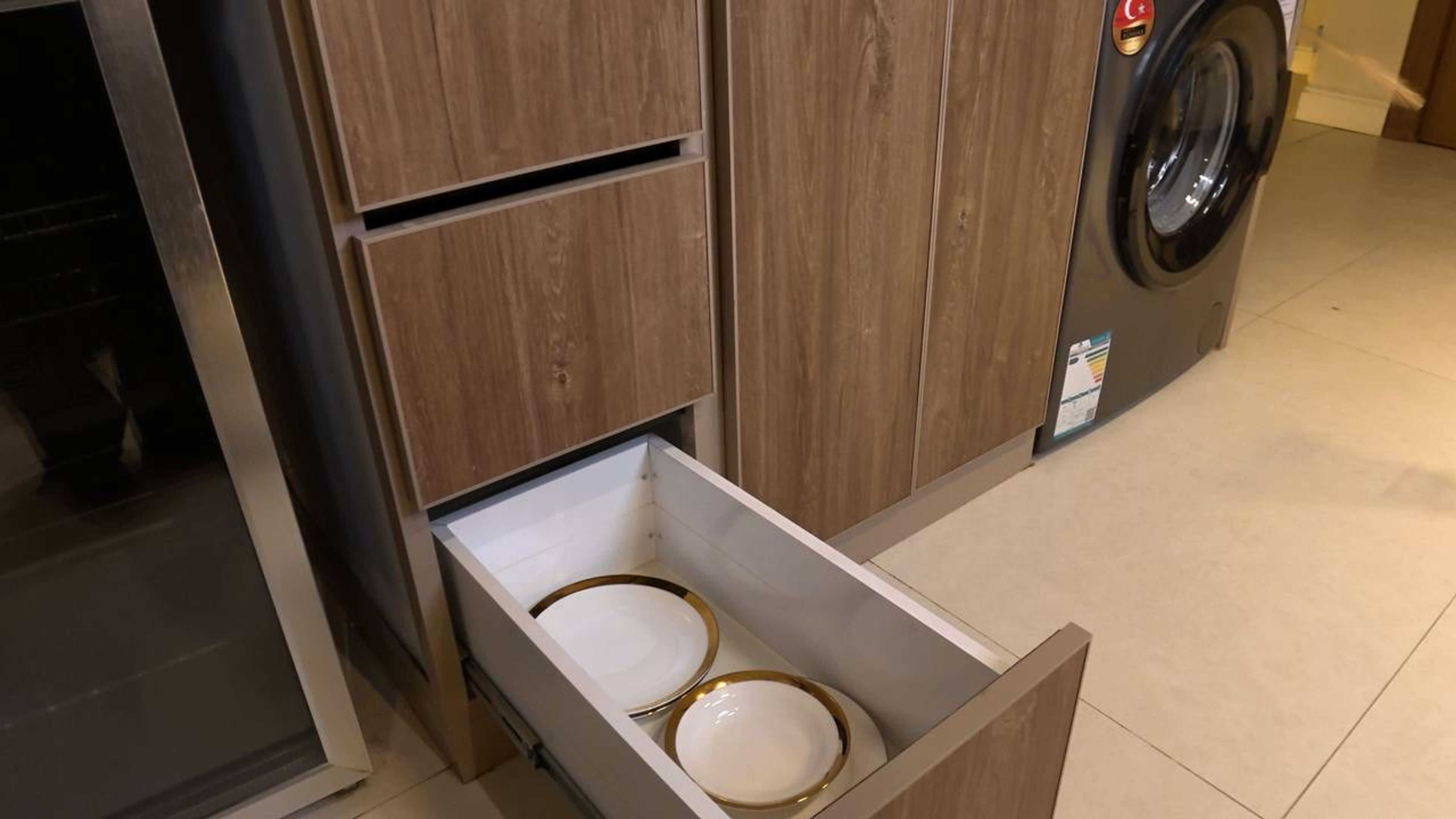 https://img.gathern.co/1400x0/1/fKuRga4MFlu_C1Xl2Ptj9GNa6NI0aDHi.jpeg