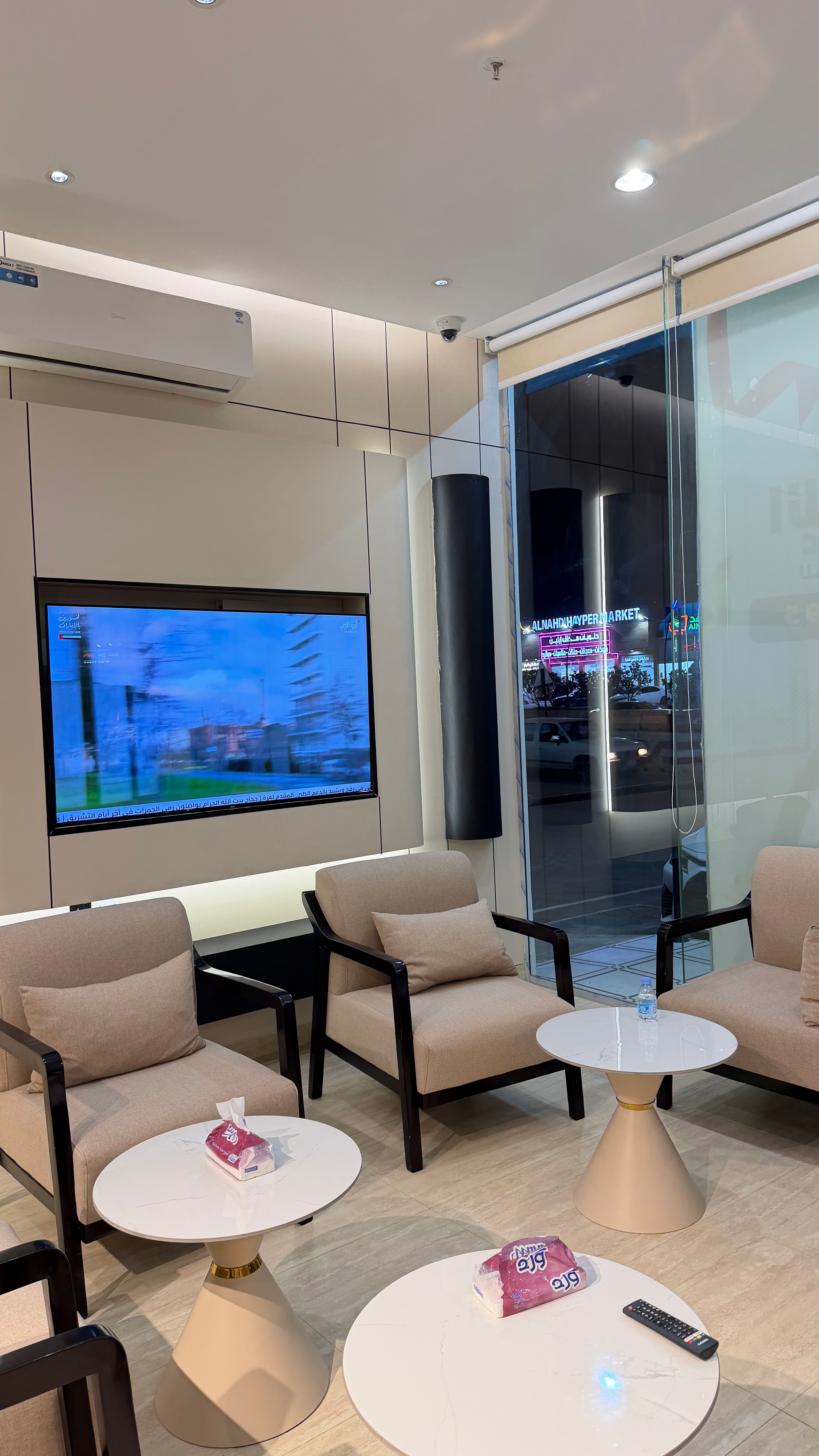 https://img.gathern.co/1400x0/1/fNYOGw9LCW11JYwSNW9F_nammkULMx5f.jpg