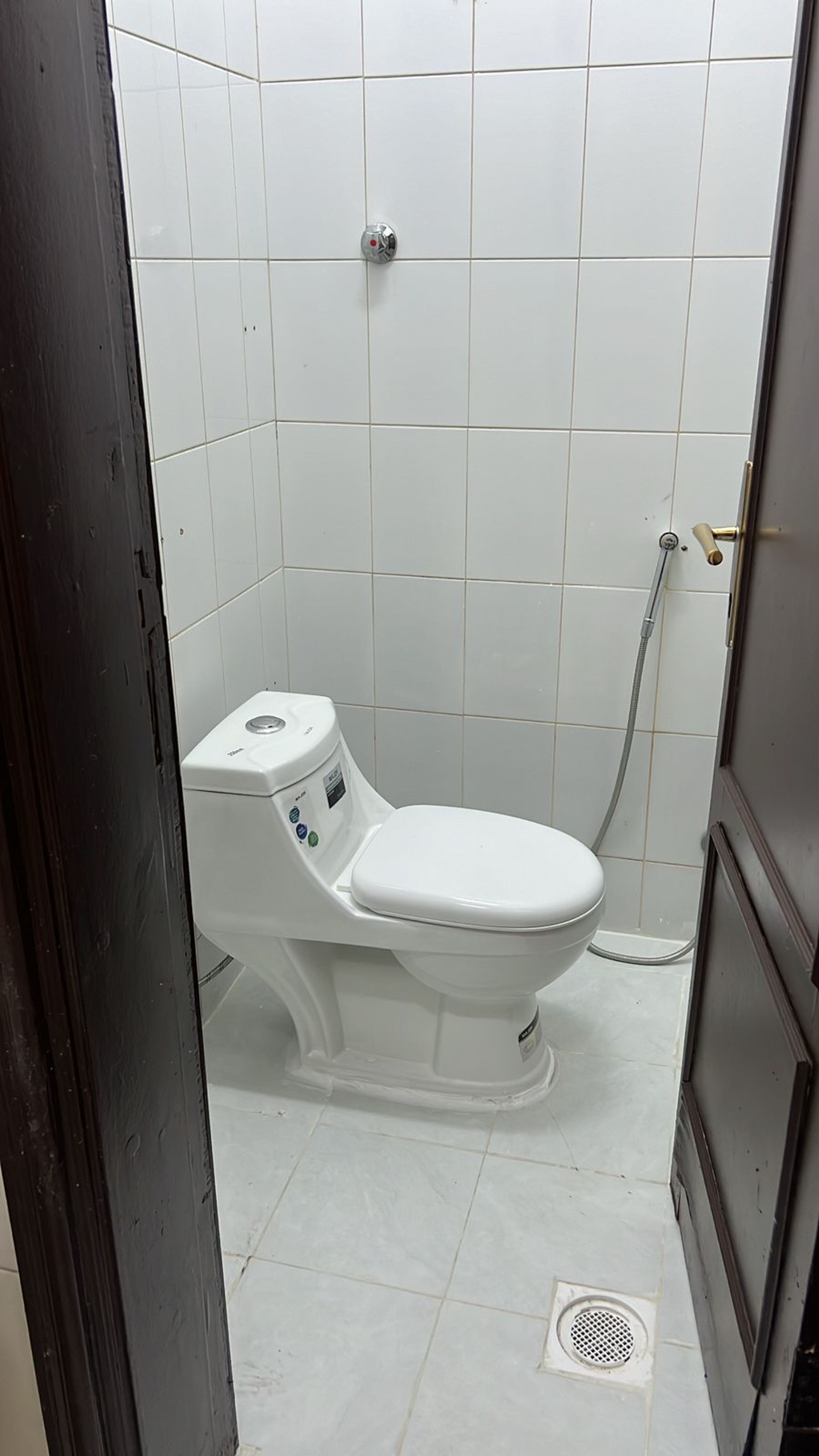 https://img.gathern.co/1024x0/1/fdAIXOiSGhk7HfD3_3fG3rtX1Zoh0XMI.jpg