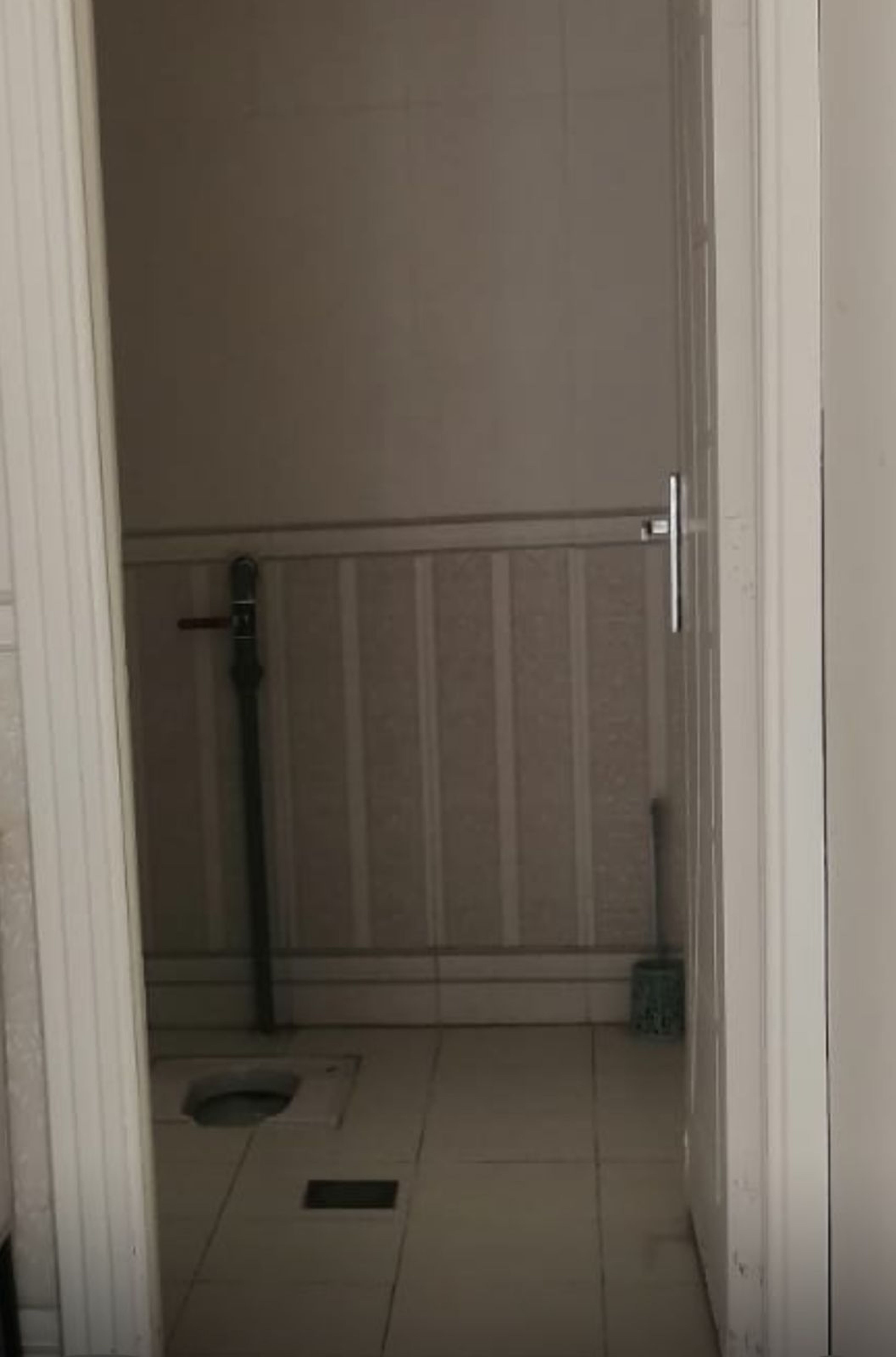 https://img.gathern.co/1024x0/1/fz1VLJLReHMn6jZxjDNlvBqX2E8iLsOg.jpeg
