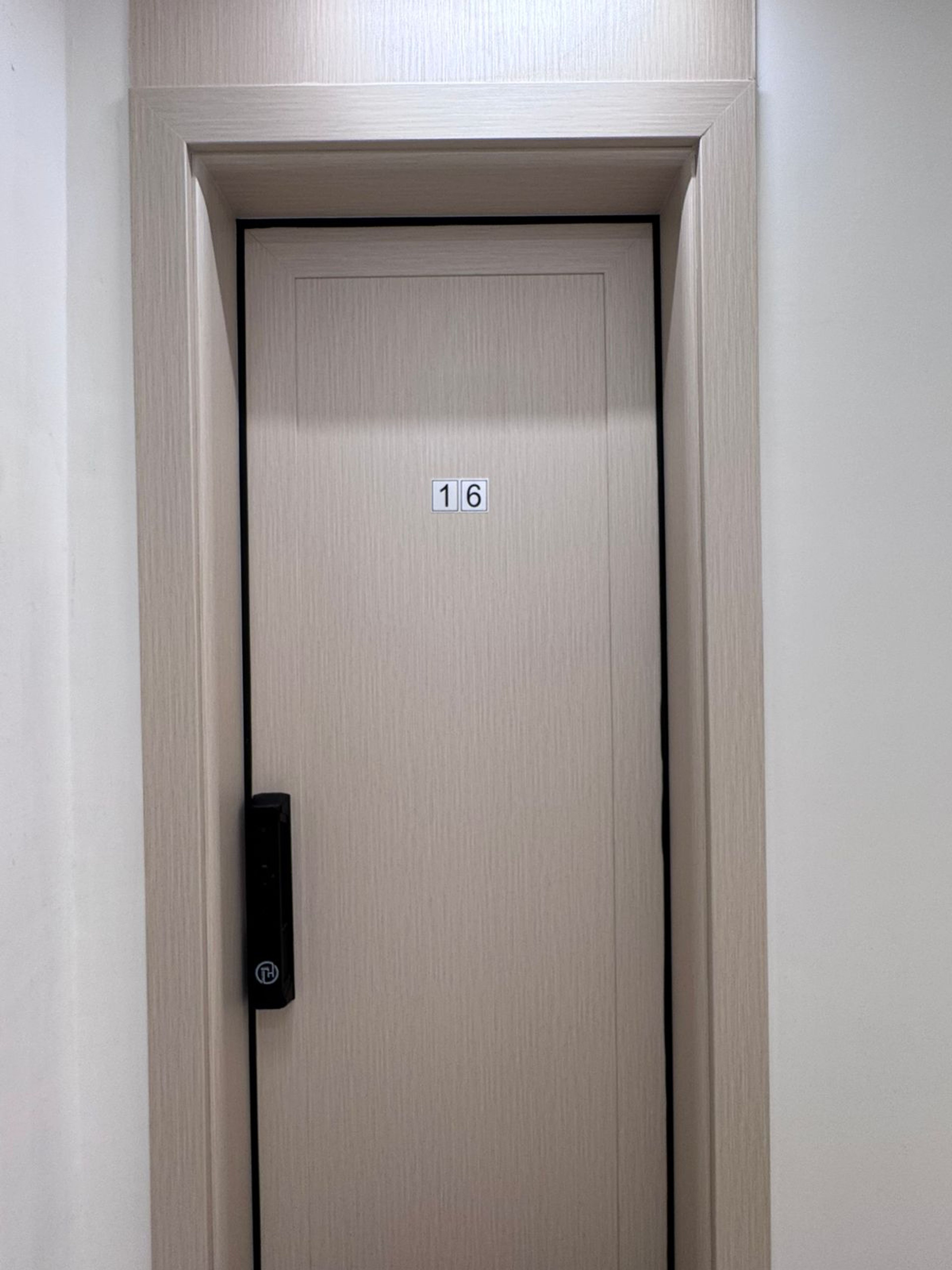https://img.gathern.co/1400x0/1/g9IWQ_Z5LVNdu1U4CHOYj4xXIlqLqvBU.jpg