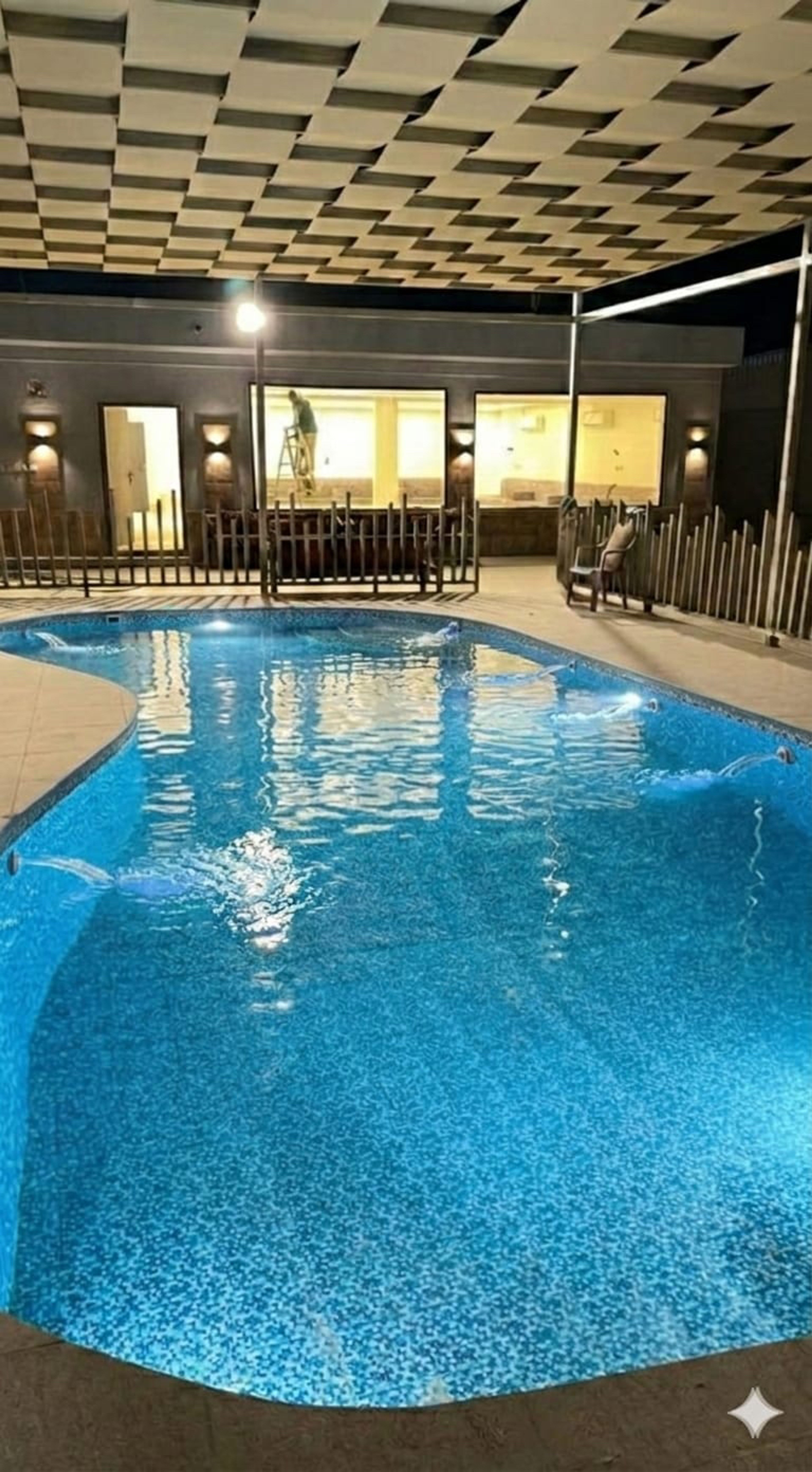 https://img.gathern.co/1400x0/1/gMYP-rKslOuGLGaLAn7DXtiQrjjqe9N0.jpg