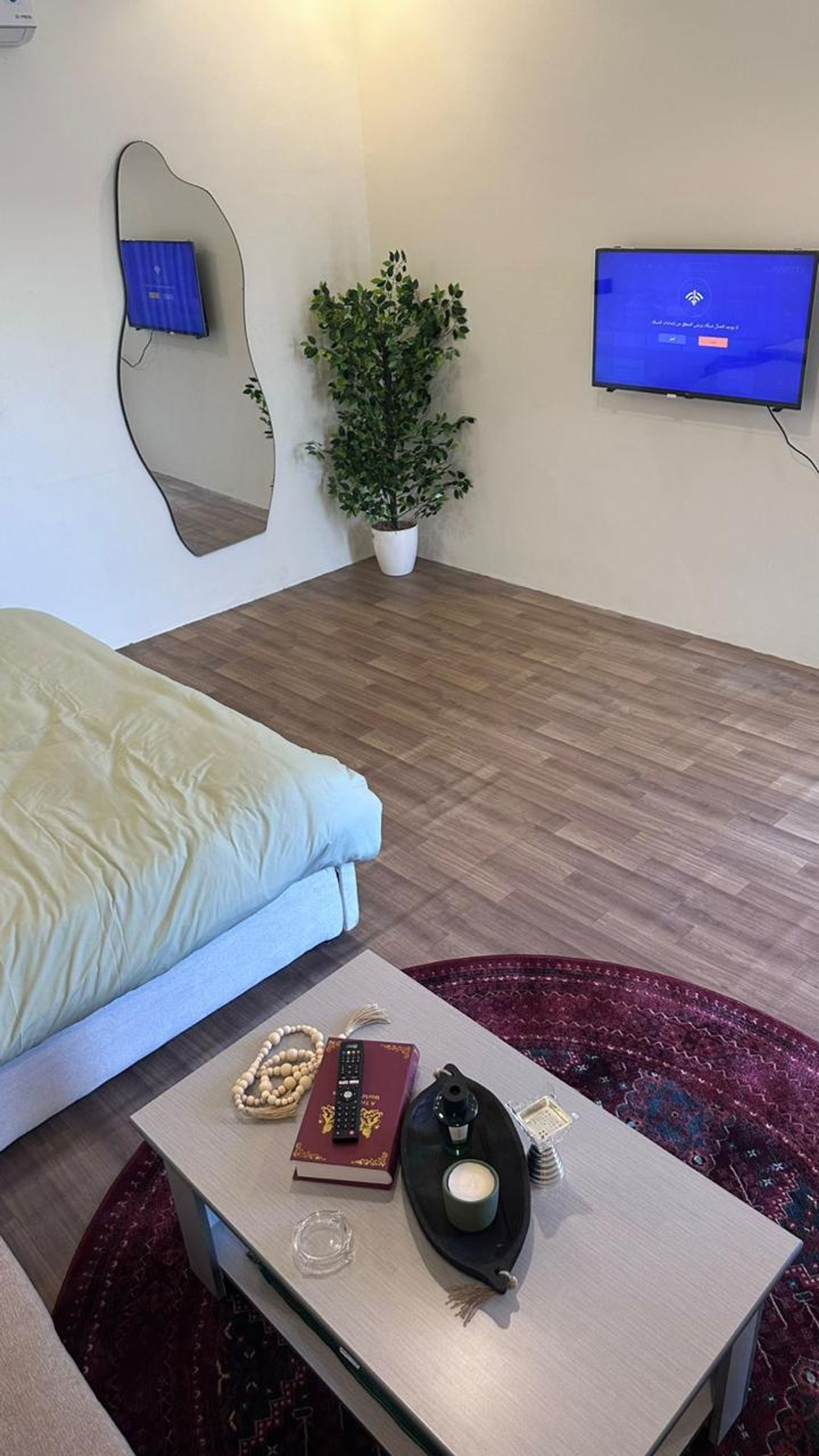 https://img.gathern.co/1400x0/1/glW-Ja9uUR7xggaSreAHMV-4dffvQat5.jpeg