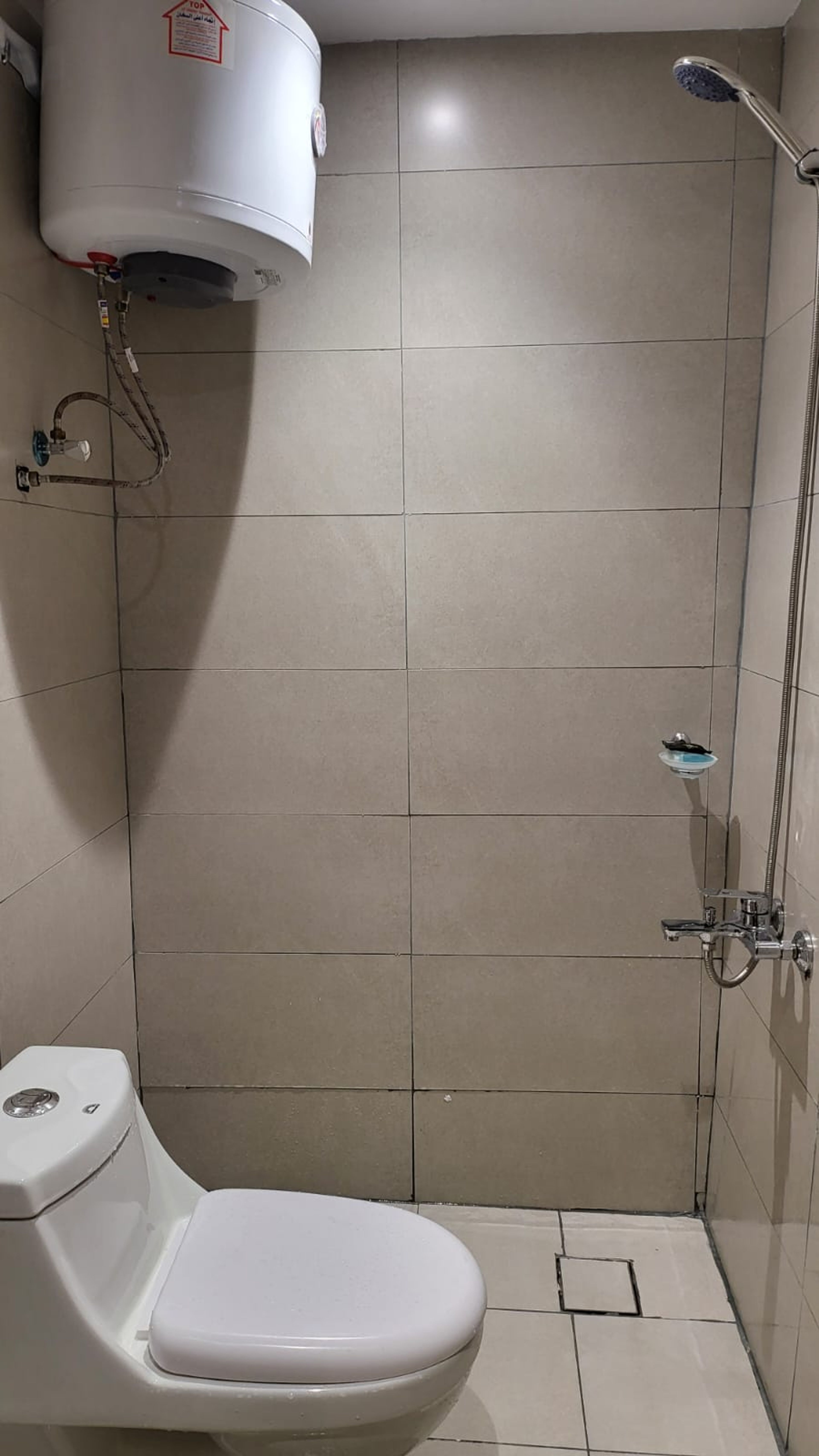 https://img.gathern.co/1400x0/1/hVCR8A87MNr-unSYPkQp0cz0lfIZGvU7.jpeg
