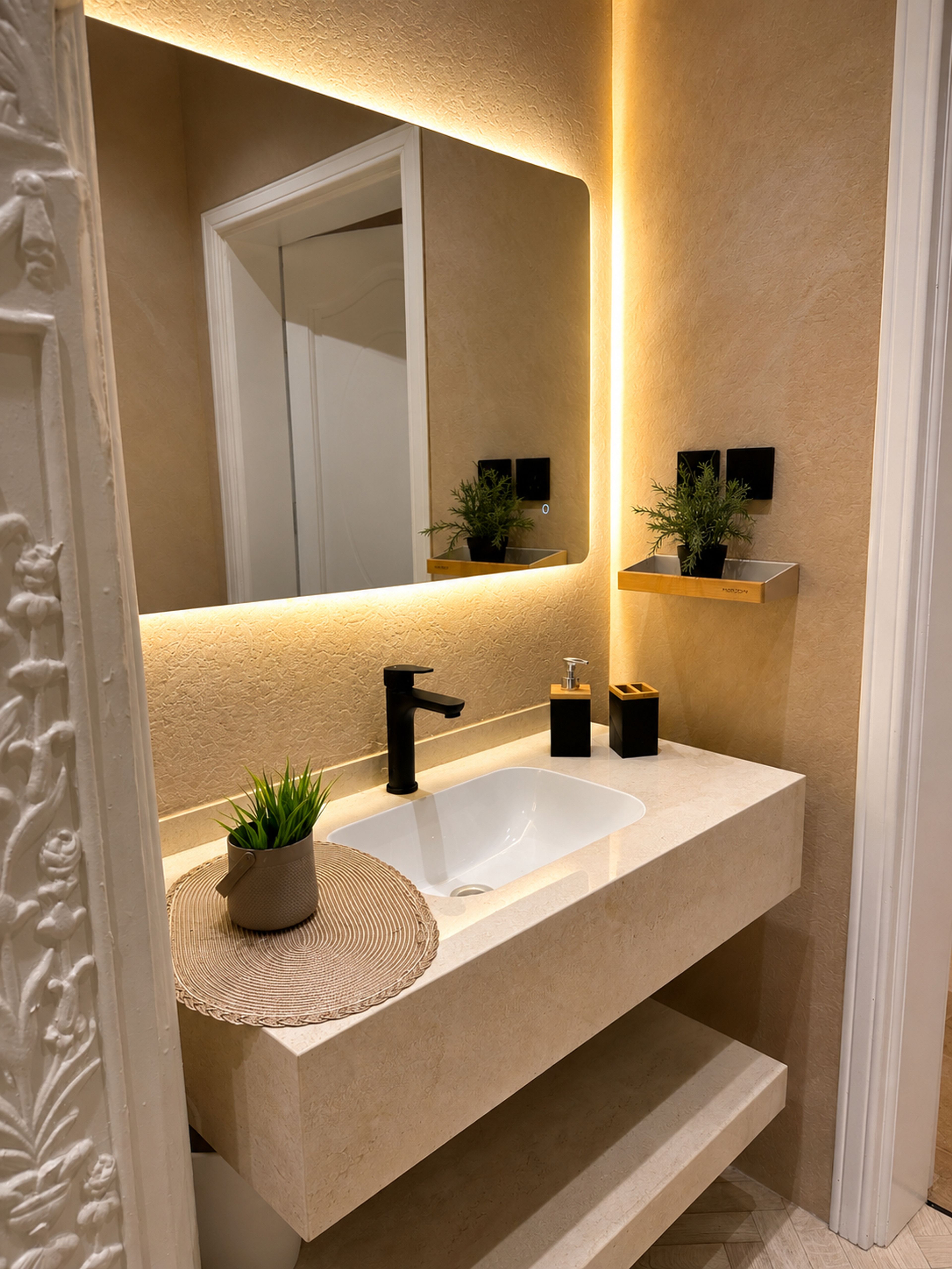 https://img.gathern.co/1024x0/1/hcqvC_gxHX2ba-U2vy39eeJu8YWabDbv.jpg