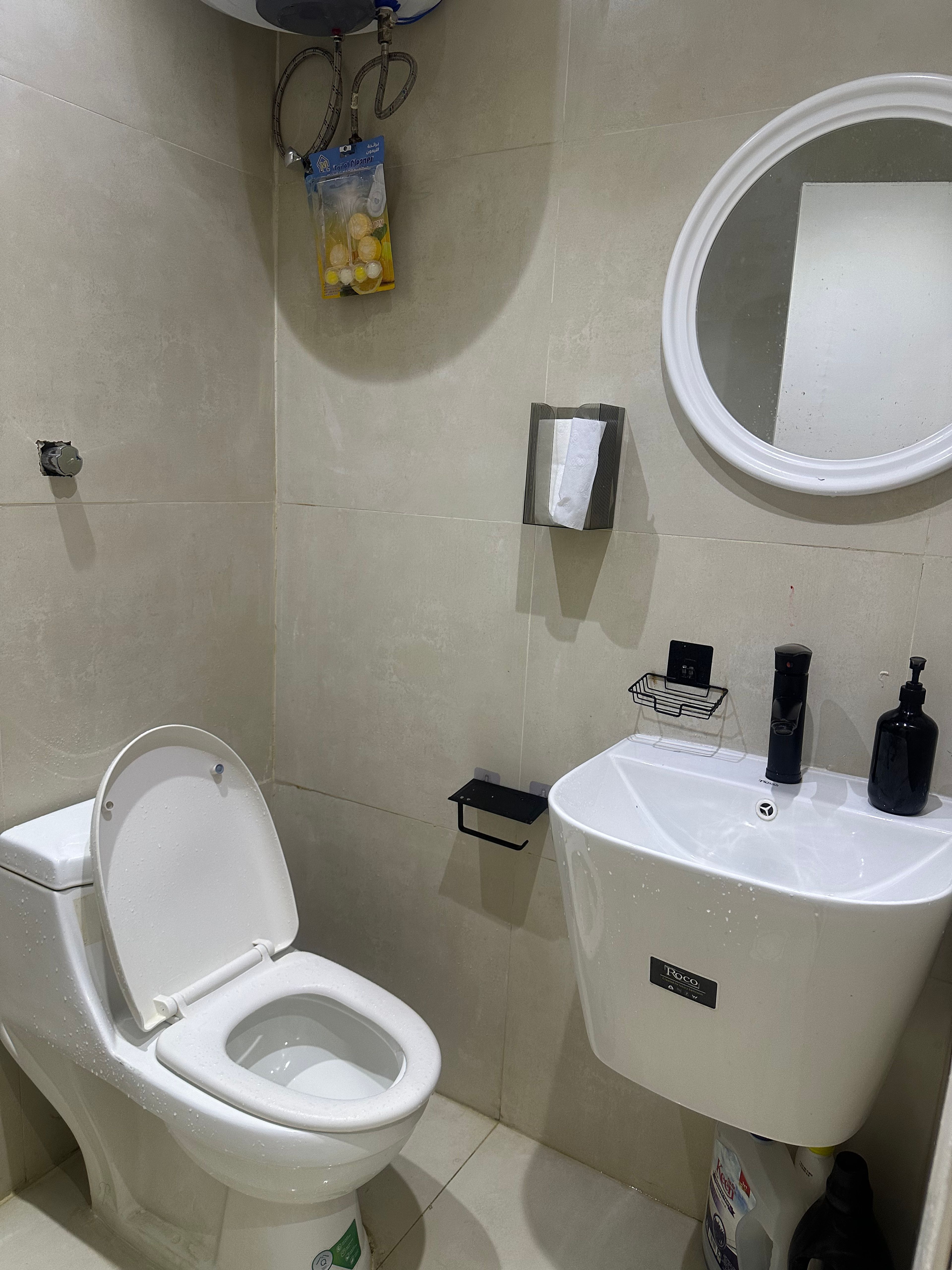 https://img.gathern.co/1024x0/1/hp6Q9H7-w0x2C3aG2leuN2FSPZYHjAmp.jpg