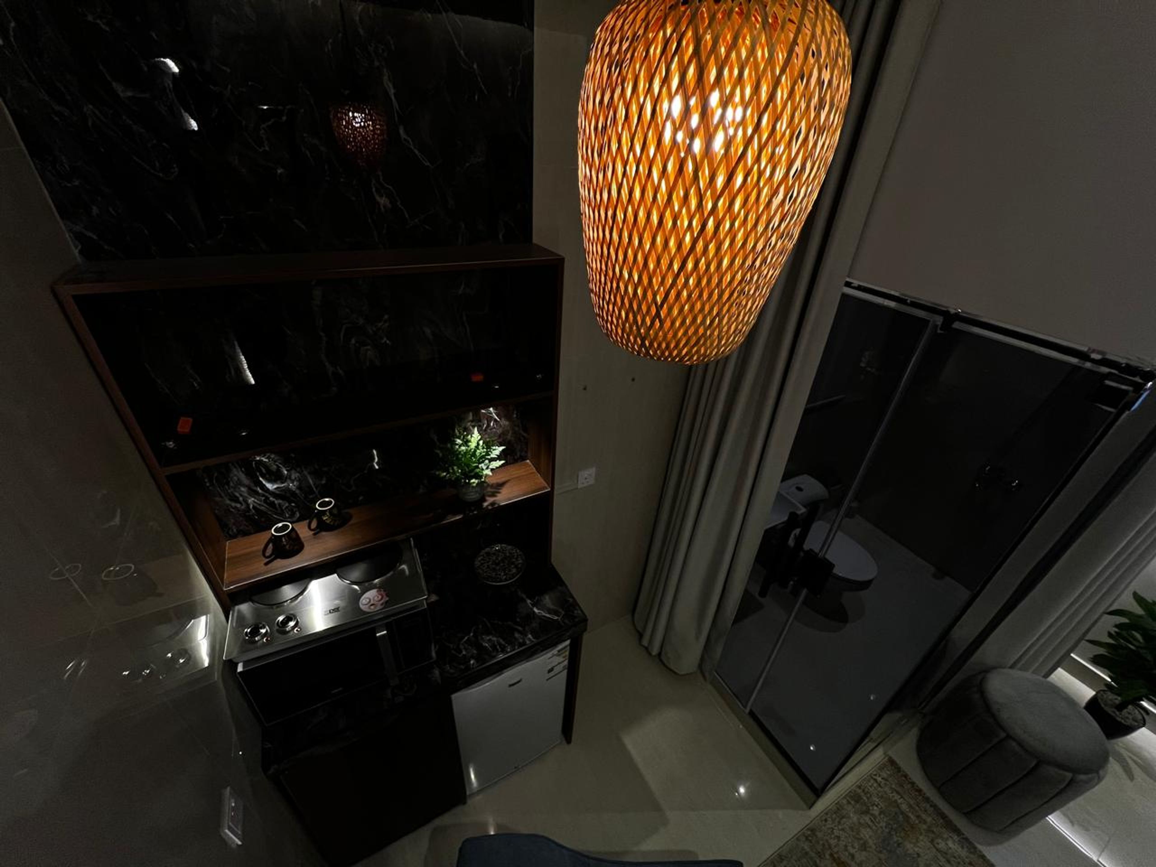 https://img.gathern.co/1400x0/1/hqH3Kv42Ku2uBEqxgK66VqP2WzIKrsZm.jpg