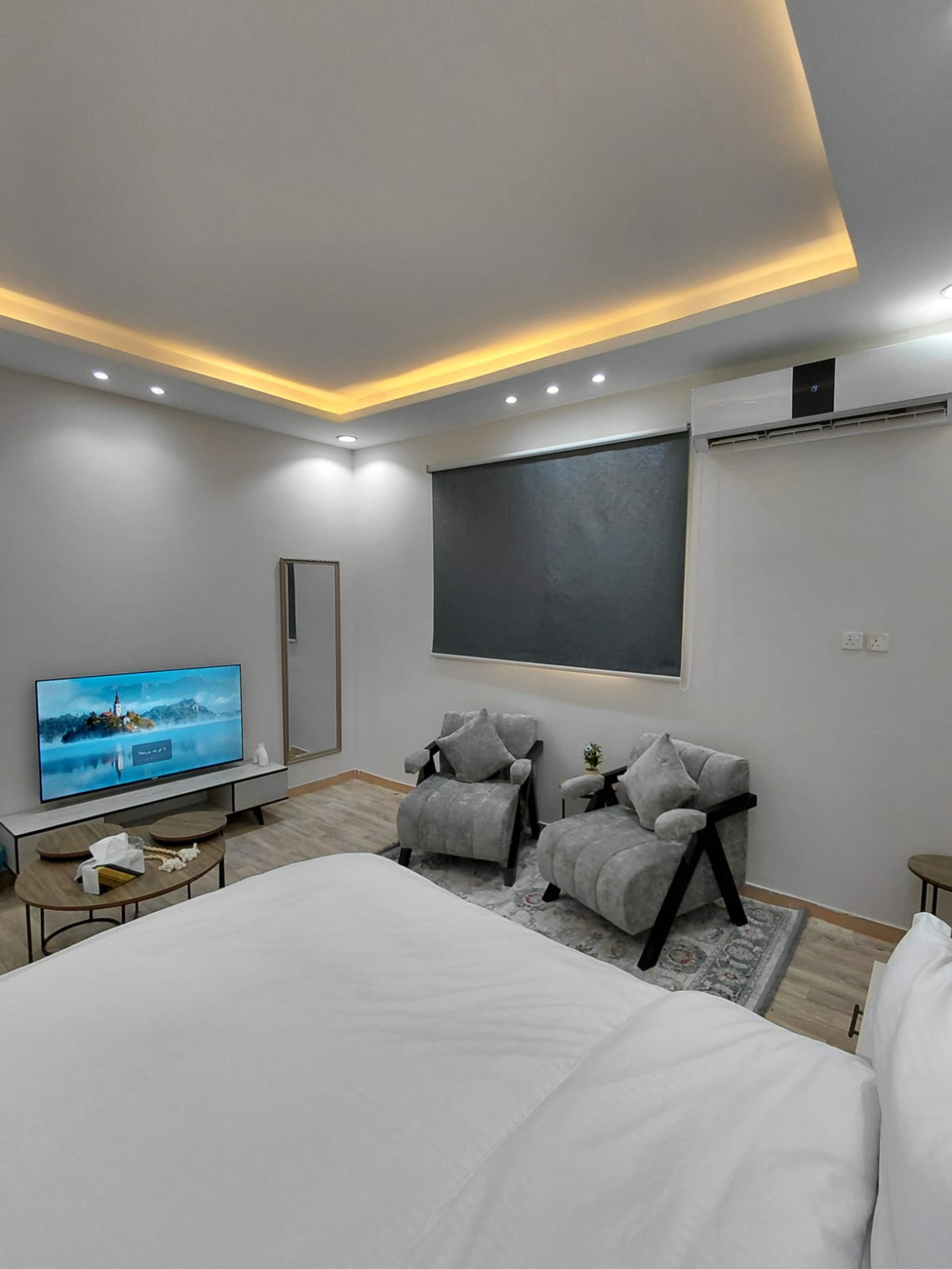 https://img.gathern.co/1400x0/1/iTMLrJf-54zedsVR-ua1KcWnQ4xa7iug.jpeg