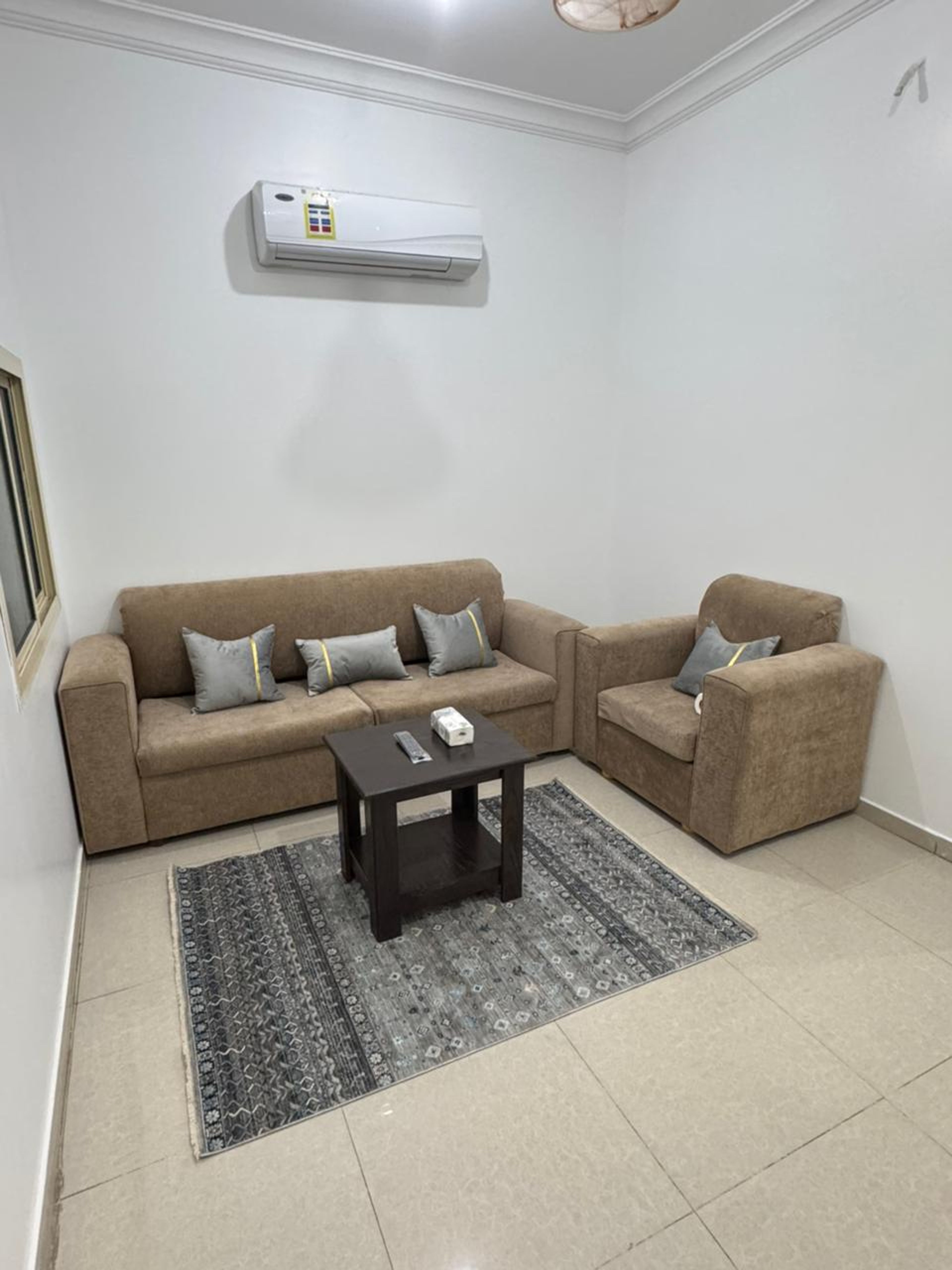 https://img.gathern.co/1400x0/1/icG-FO8xA78C-Tk6Mbc7r95kUAh1K2R3.jpeg